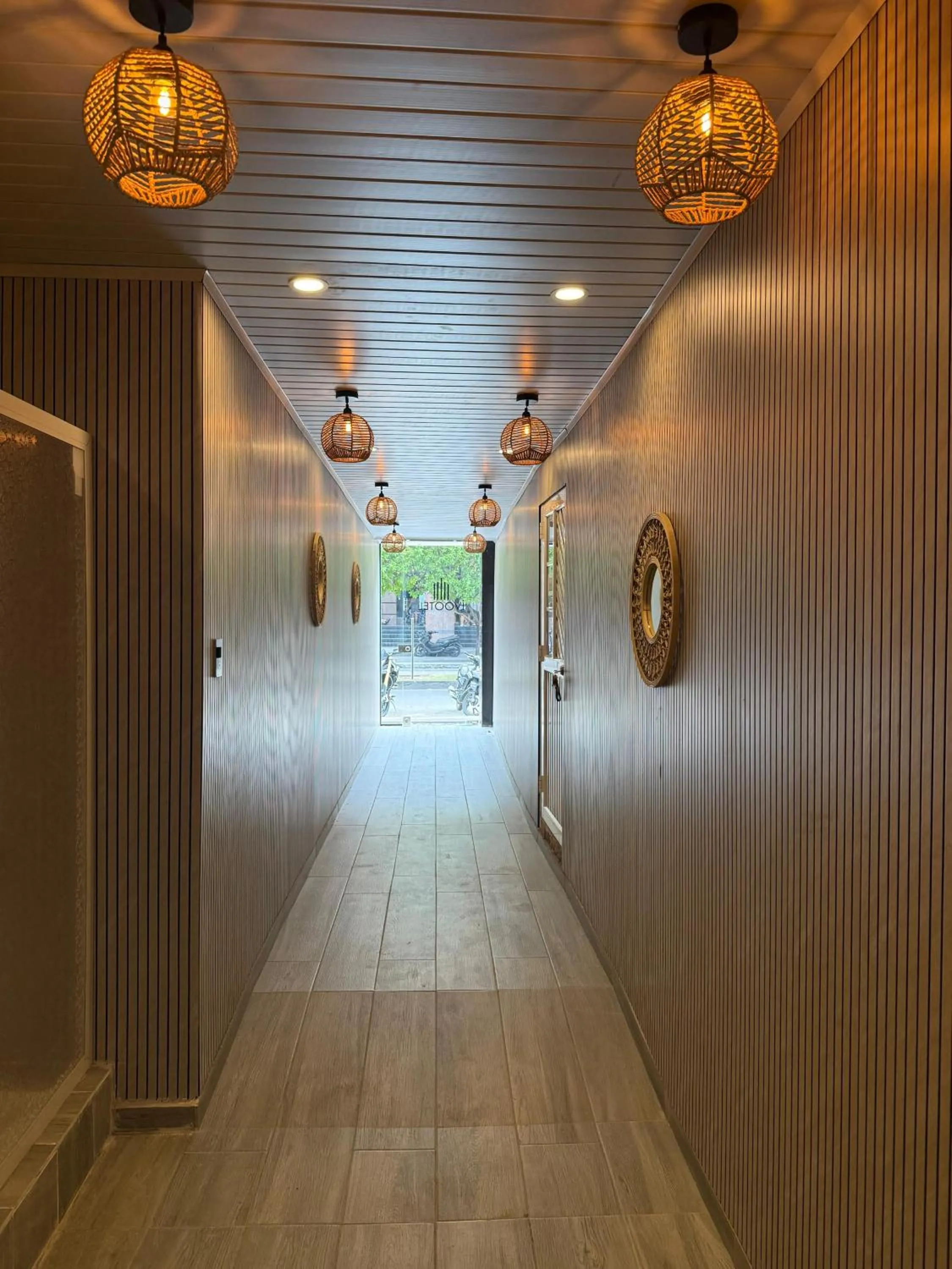 Property building in Ivootel