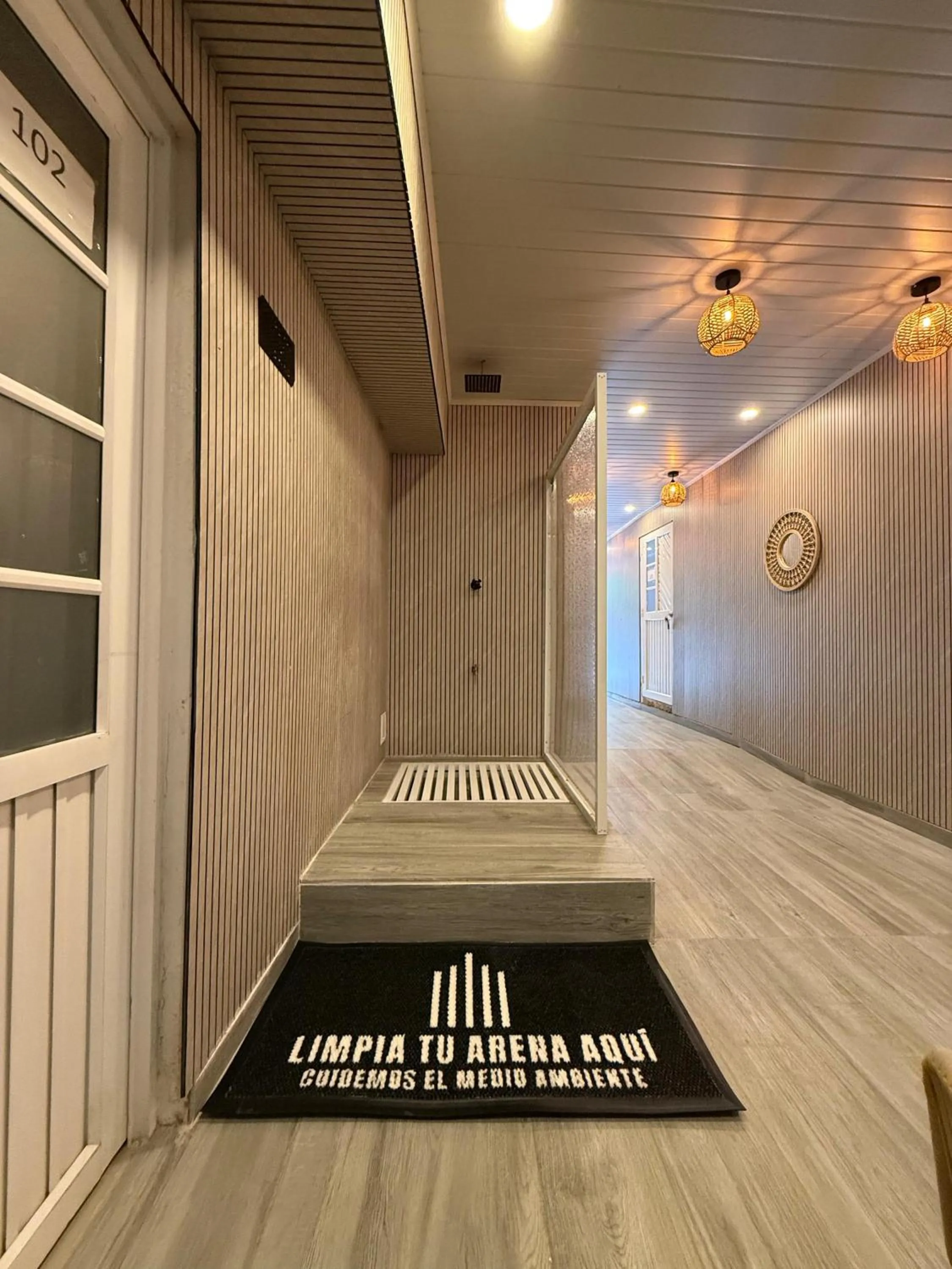 Property building in Ivootel