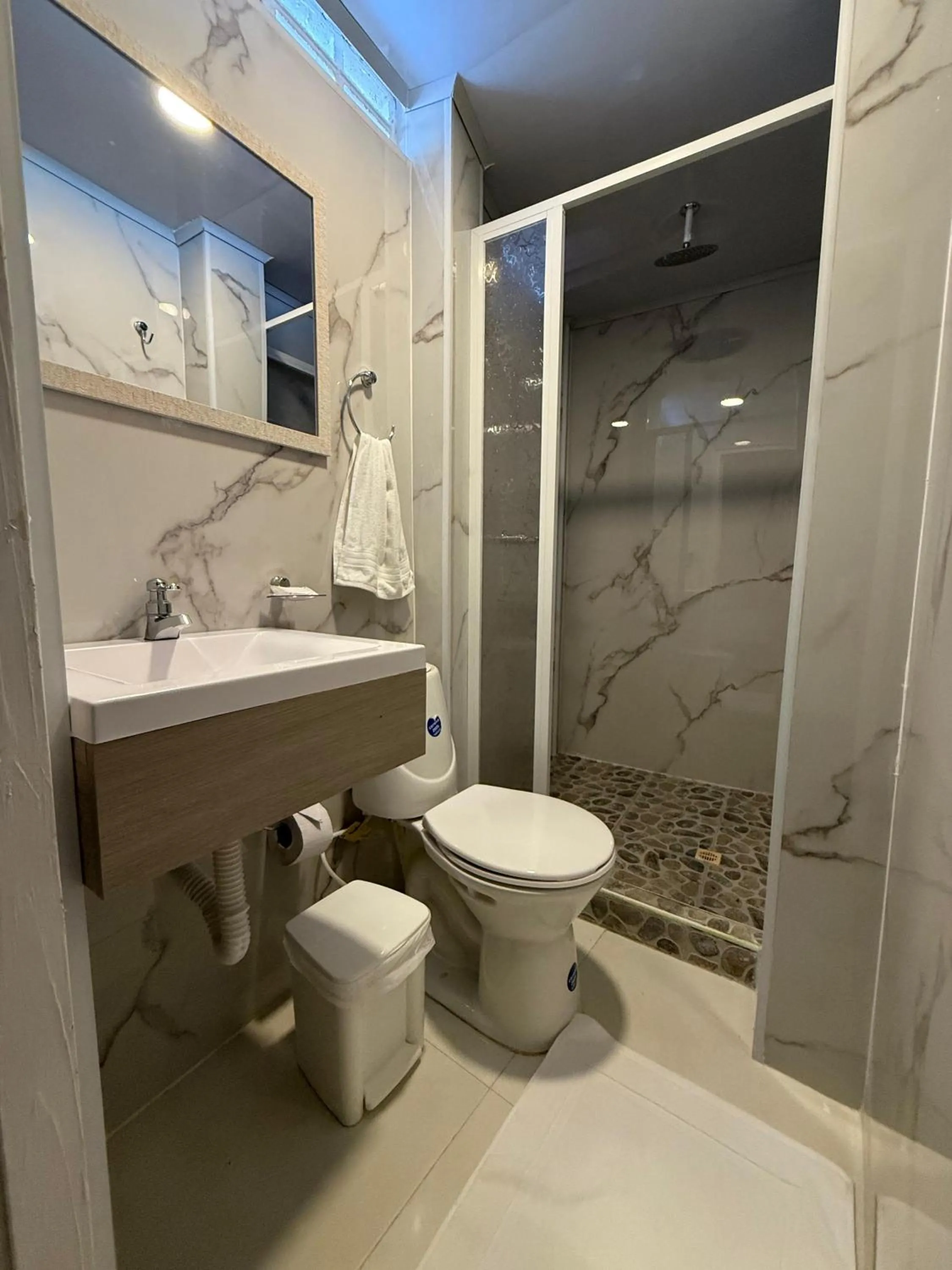 Shower in Ivootel