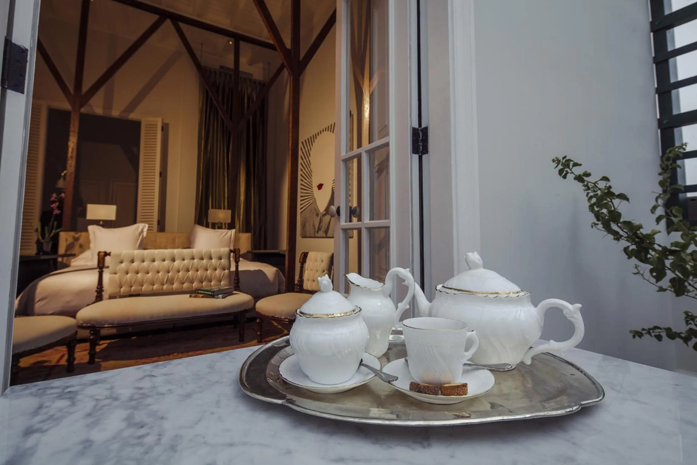 Decorative detail in Hotel B