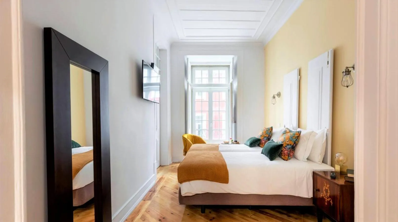 Bathroom, Bed in LeL Madalena GuestHouse