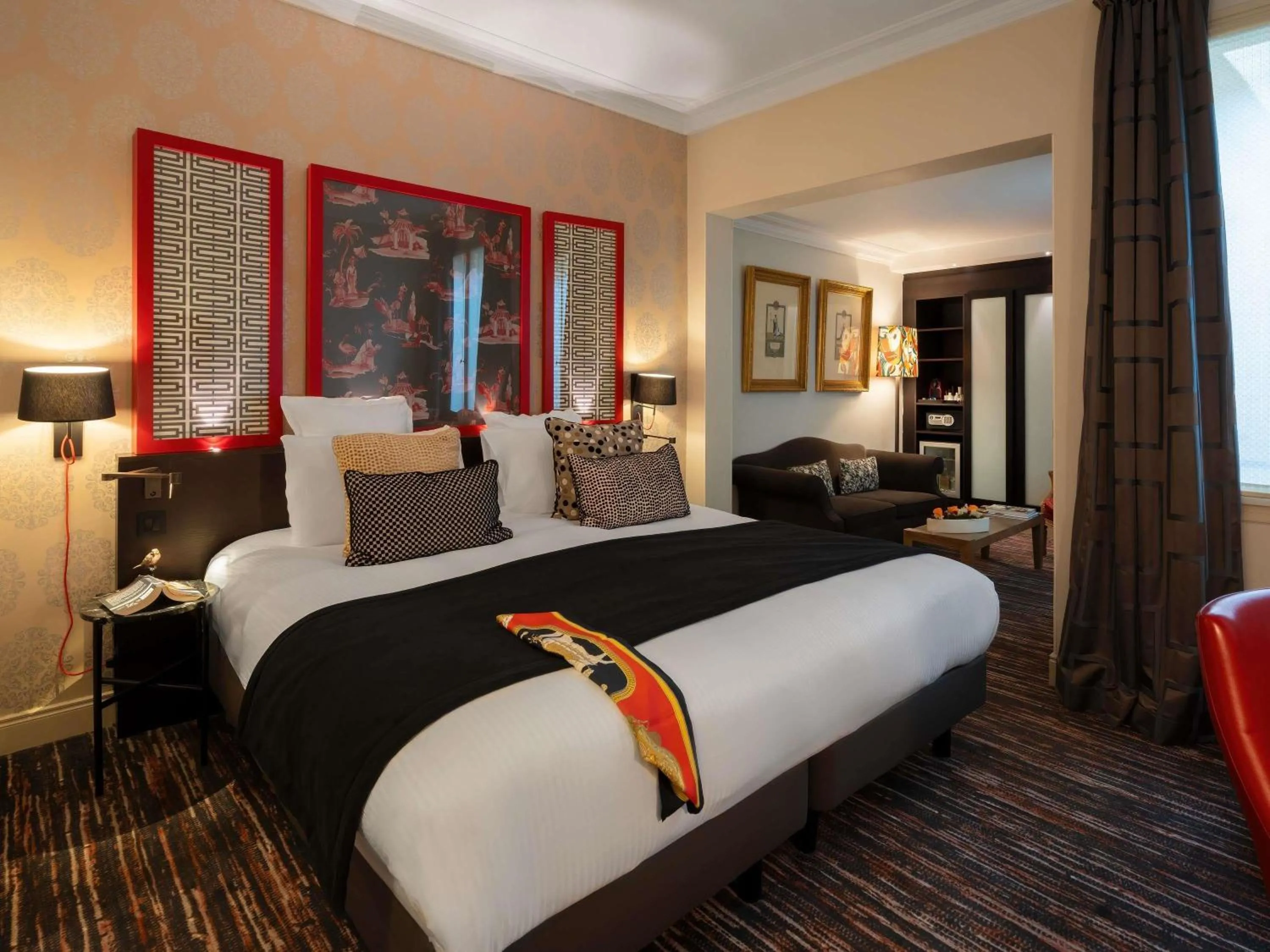 Bedroom, Bed in Le Stendhal Place Vendôme Hotel Paris - MGallery Collection