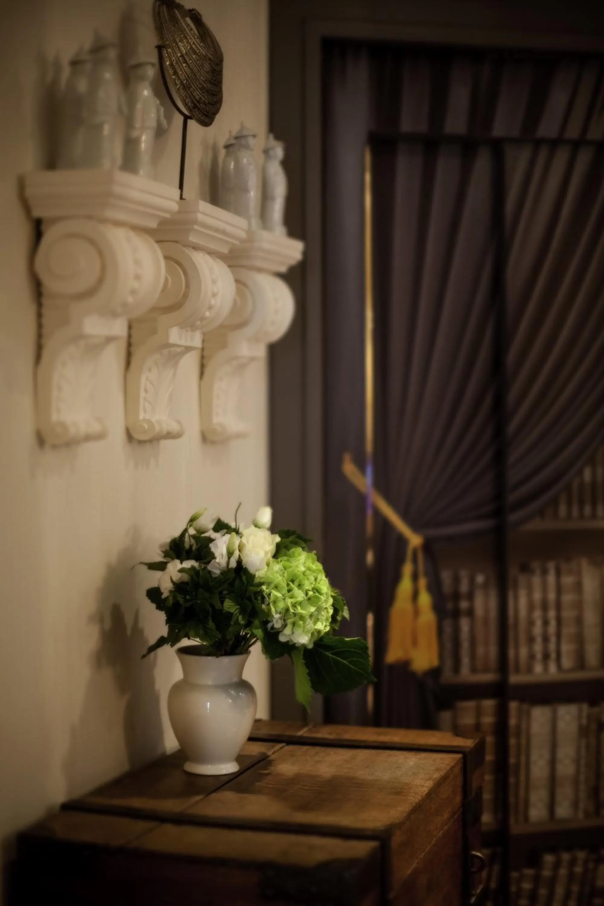 Lobby or reception in Le Stendhal Place Vendôme Hotel Paris - MGallery Collection