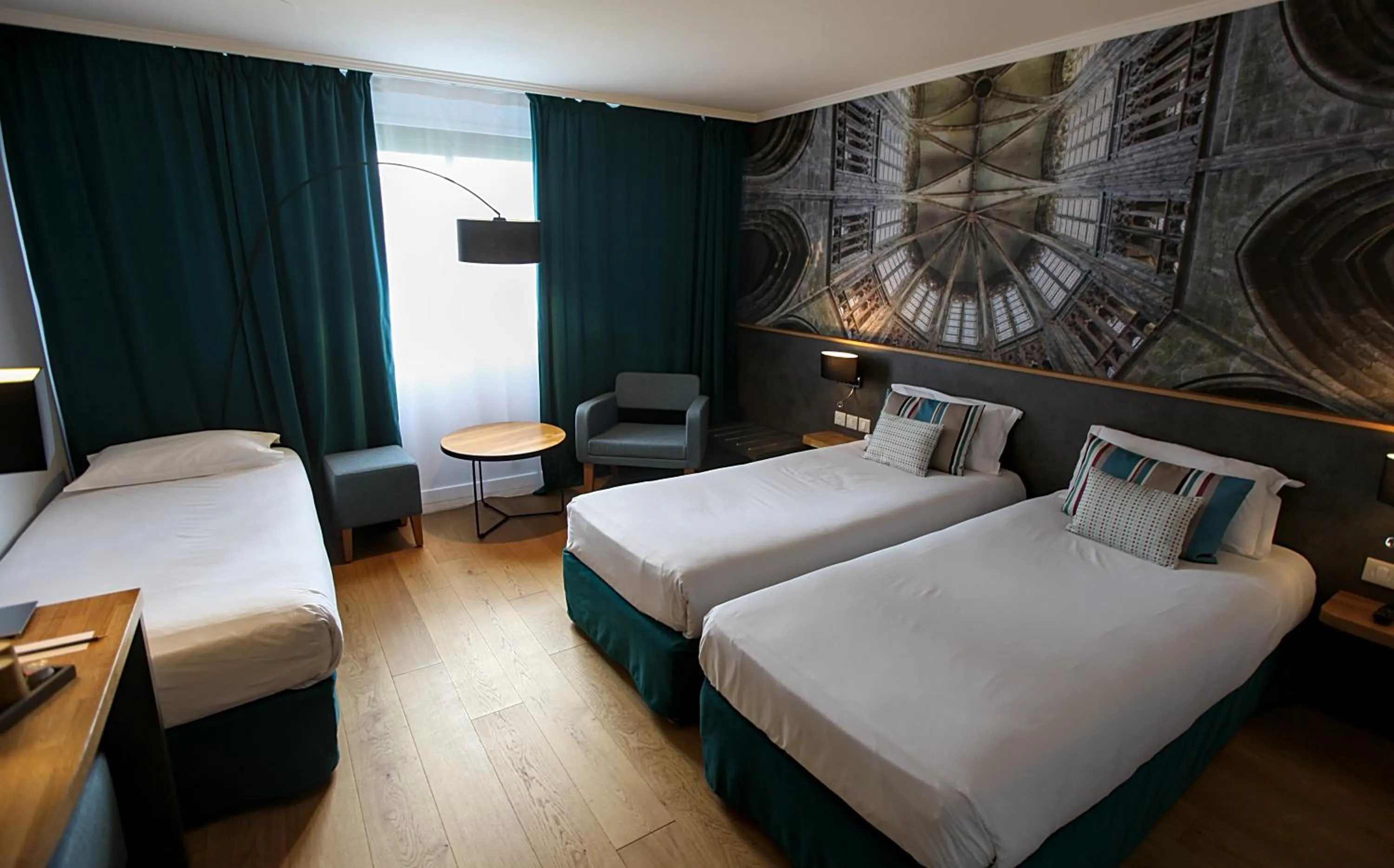 Photo of the whole room, Bed in Mercure Mont Saint Michel