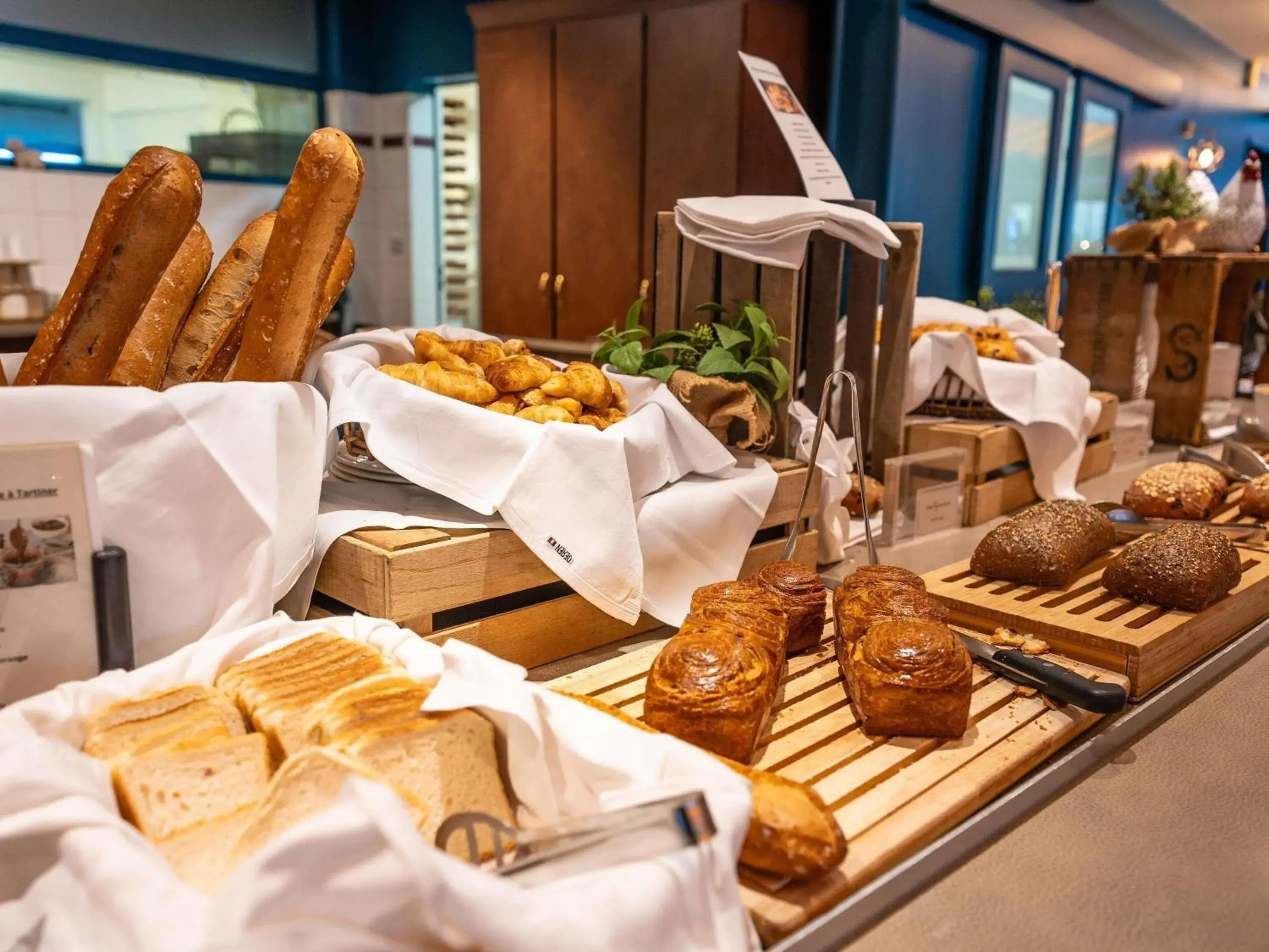 Breakfast in Mercure Mont Saint Michel Breakfast in Mercure Mont Saint Michel