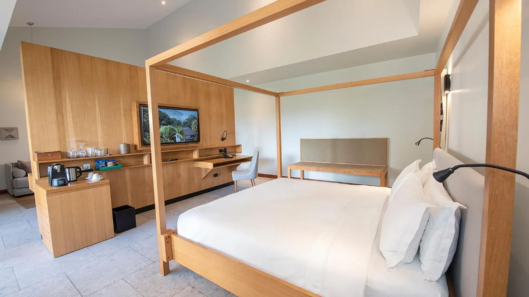 Bedroom, Bed in Tabacón Thermal Resort & Spa Bedroom, Bed in Tabacón Thermal Resort & Spa