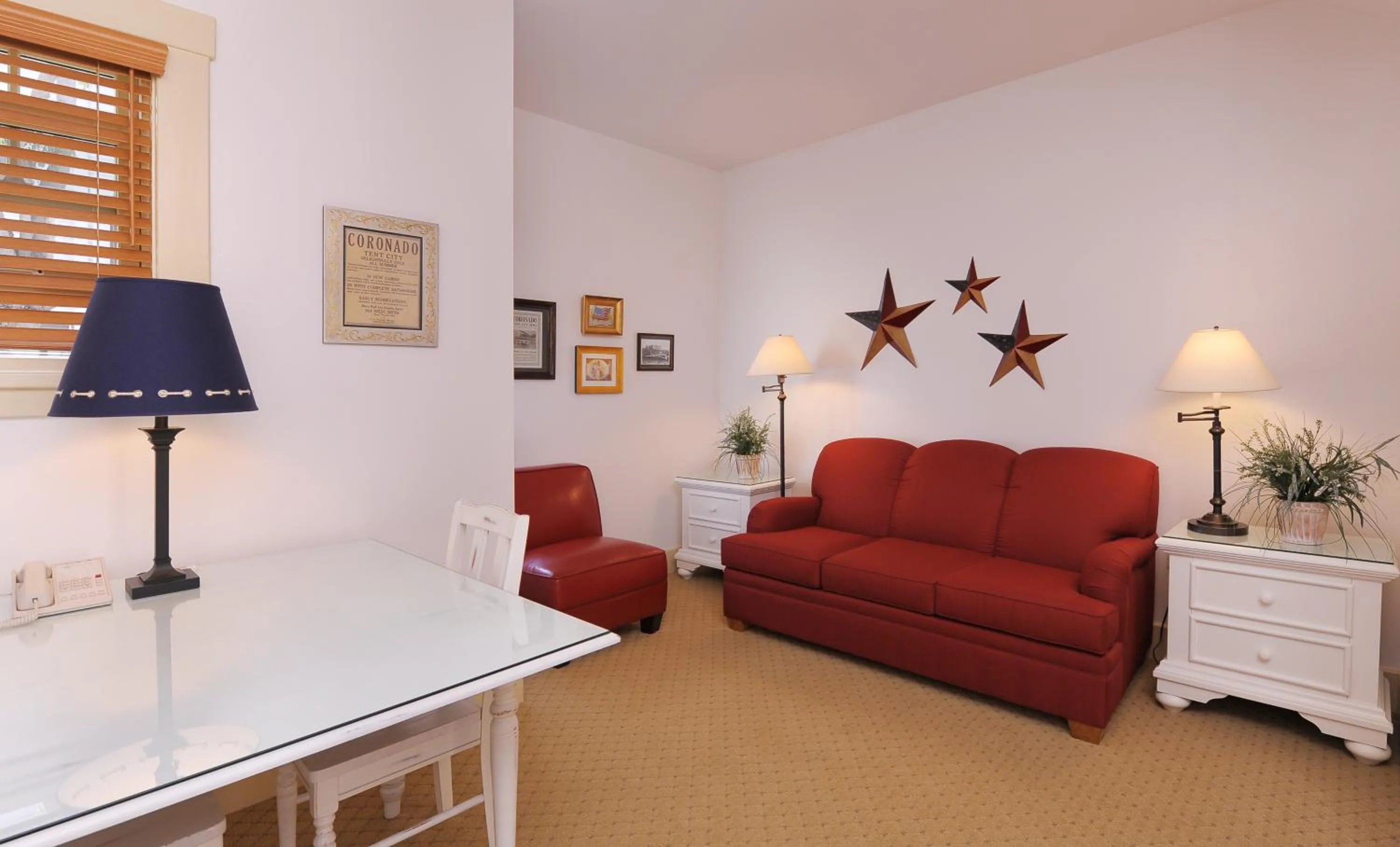 Seating area in 1906 Lodge