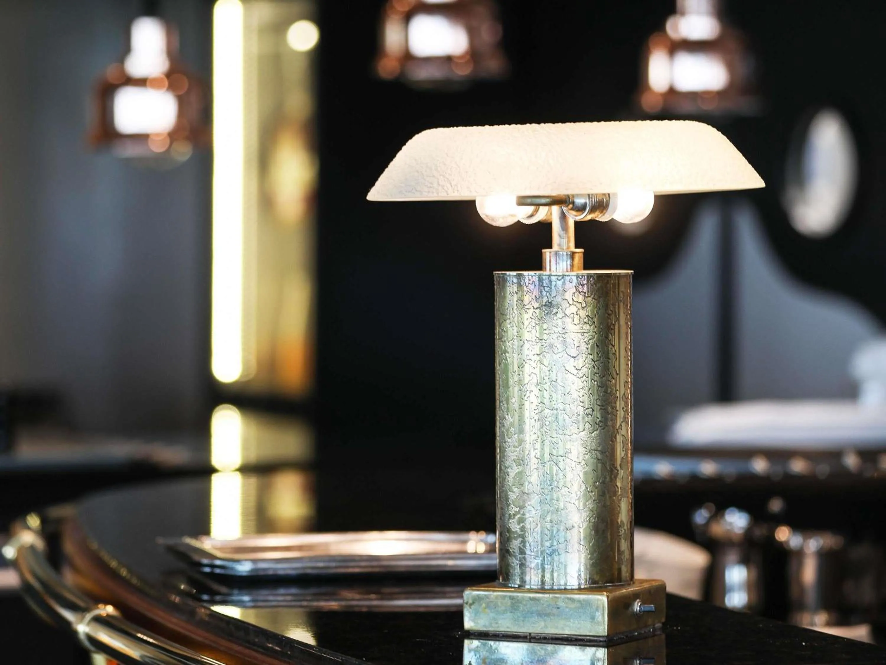 Lounge or bar in Côte Ouest Thalasso & Spa Les Sables d'Olonne - MGallery Collection