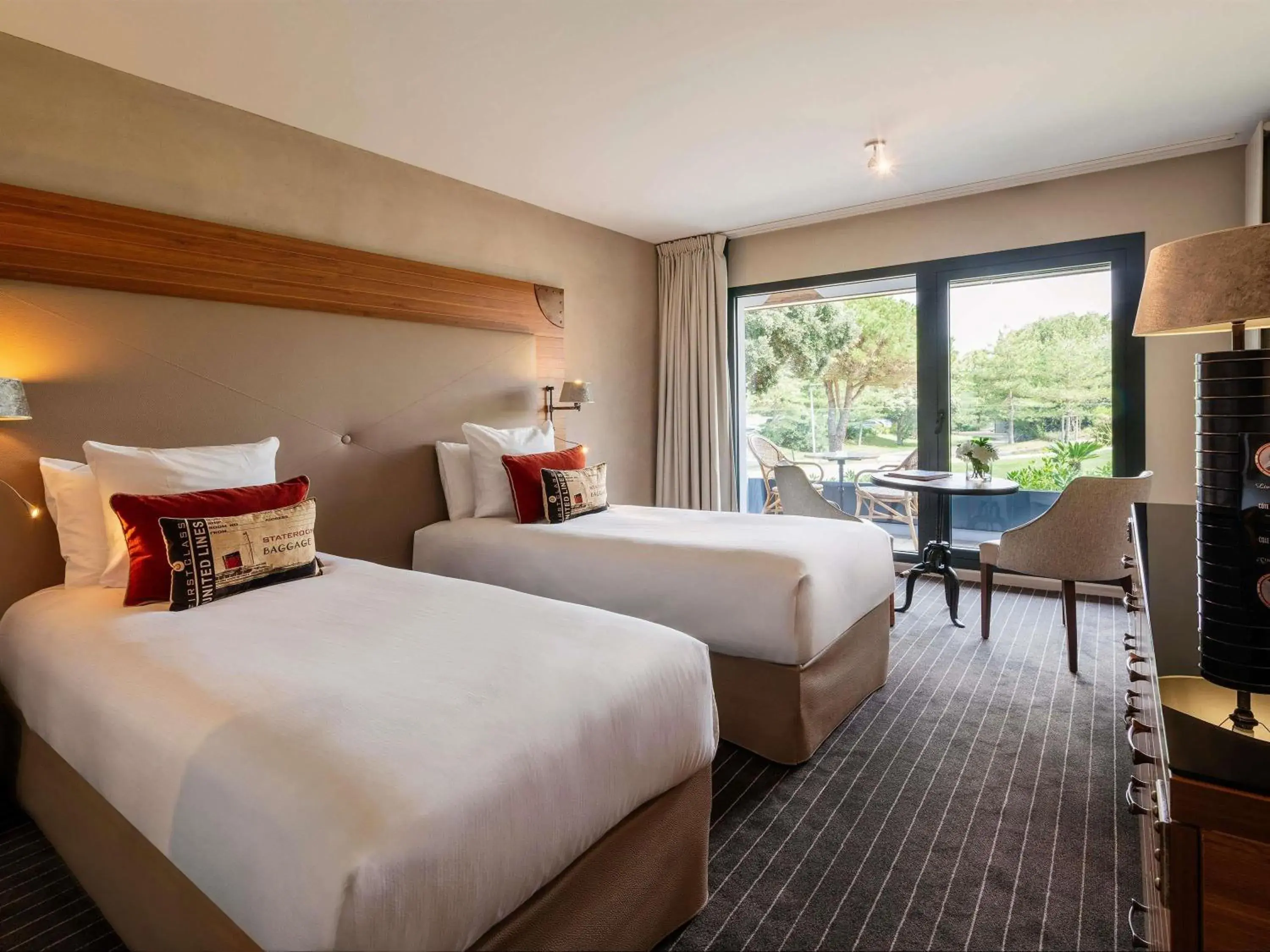 Bedroom, Bed in Côte Ouest Thalasso & Spa Les Sables d'Olonne - MGallery Collection Bedroom, Bed in Côte Ouest Thalasso & Spa Les Sables d'Olonne - MGallery Collection