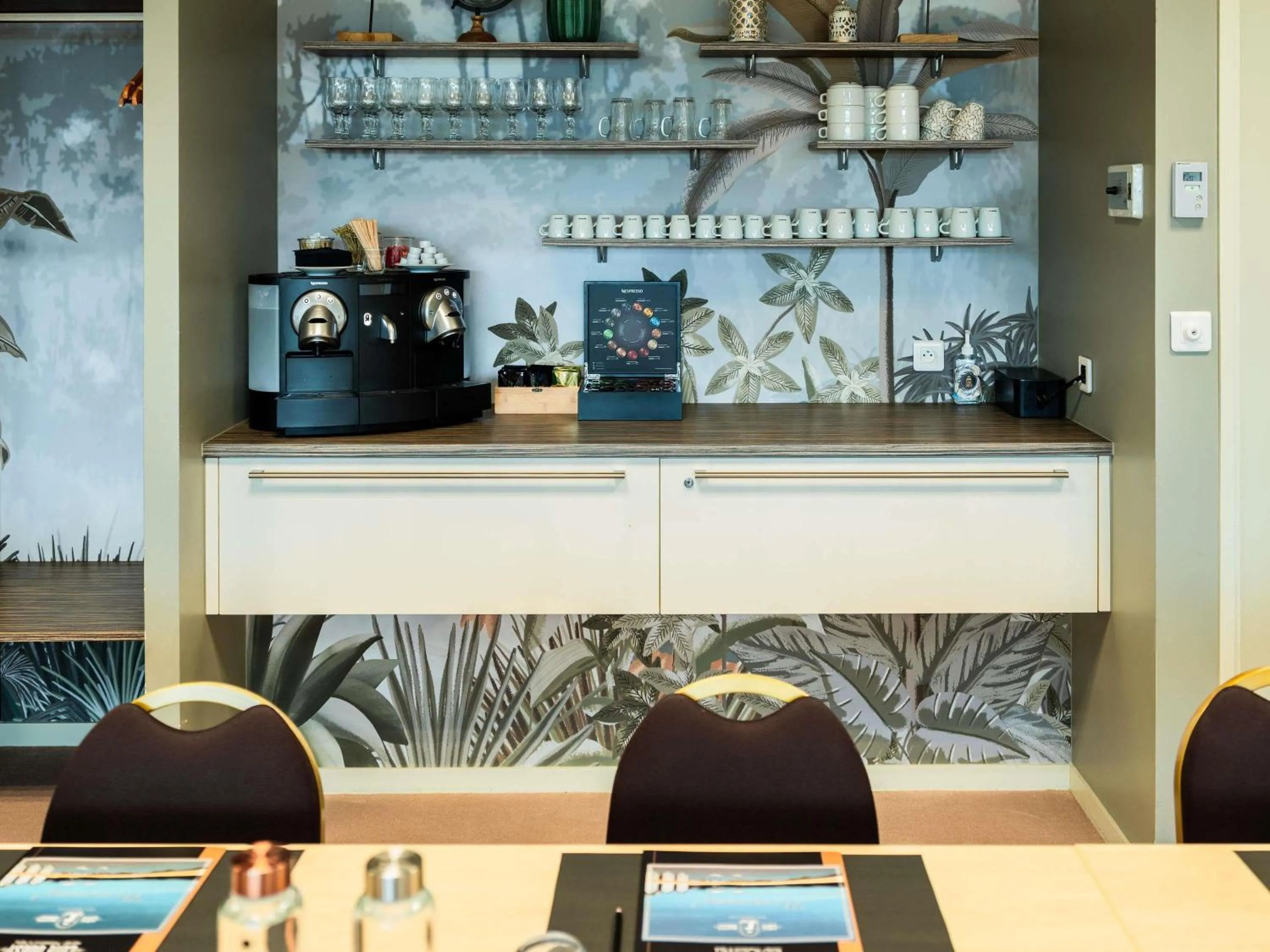 Meeting/conference room in Côte Ouest Thalasso & Spa Les Sables d'Olonne - MGallery Collection