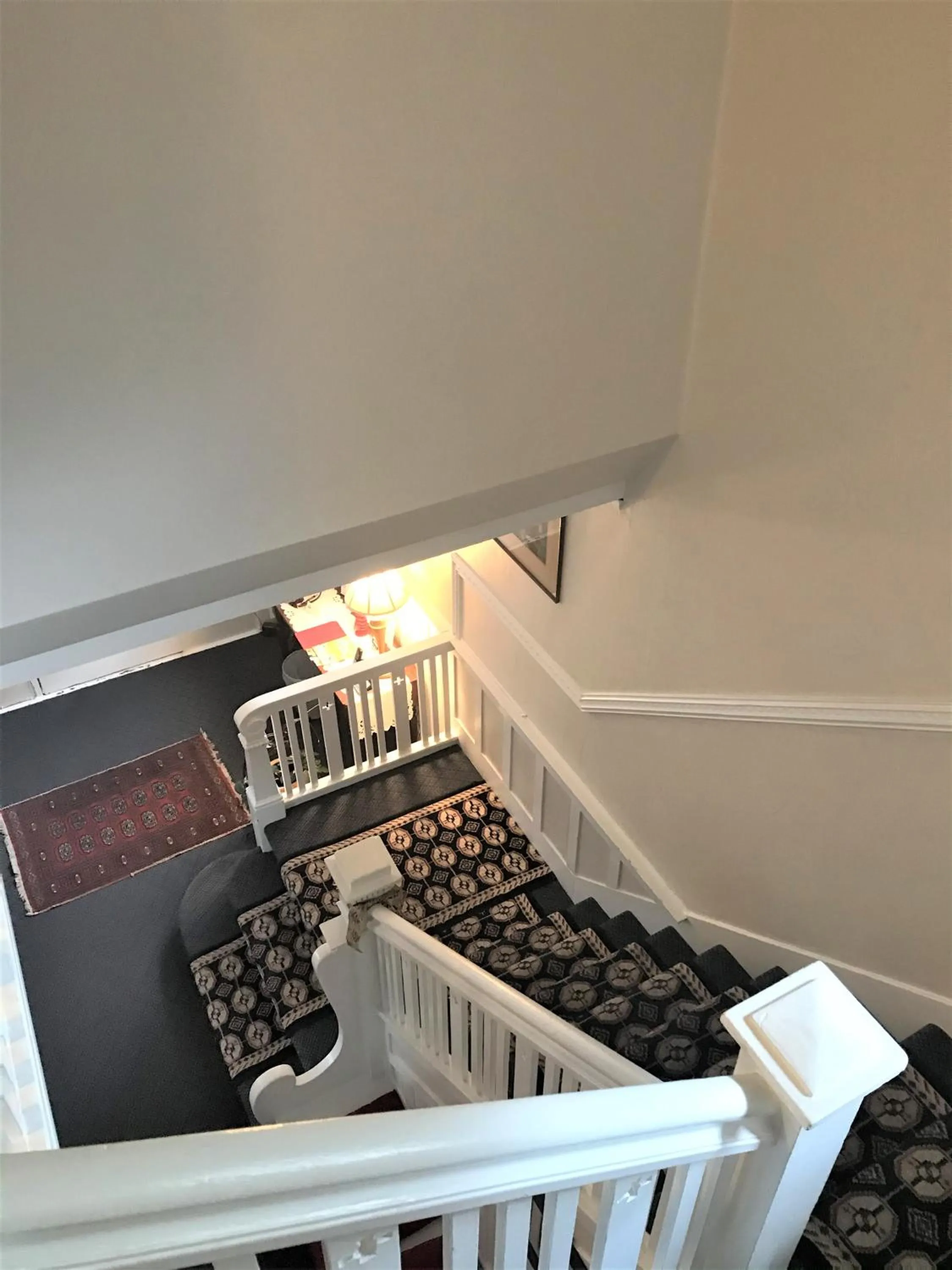 Property building, Bed in Cambie Lodge