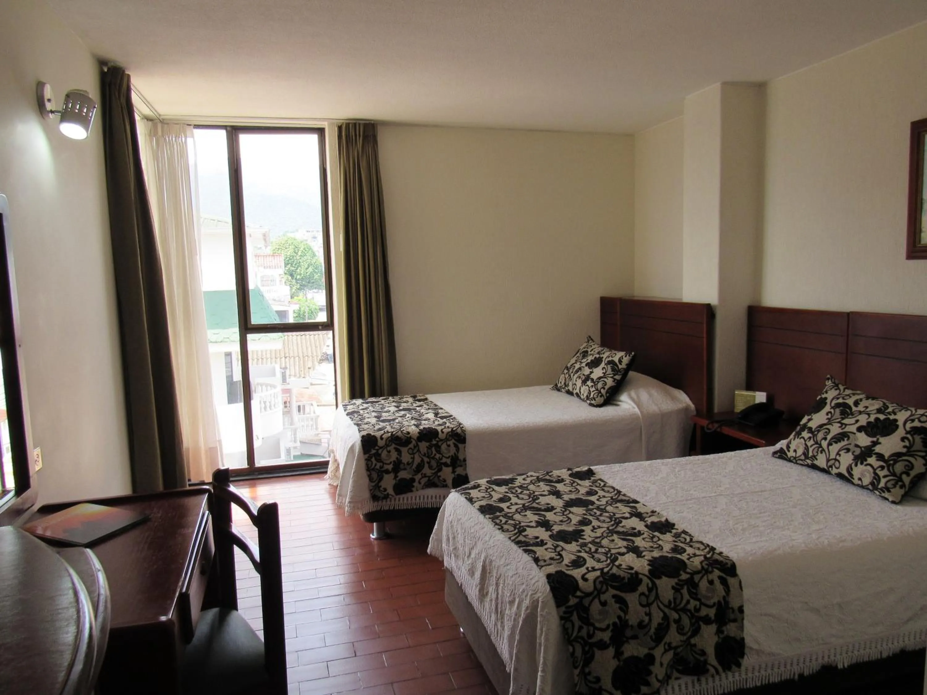 Photo of the whole room, Bed in Hotel Don Lolo