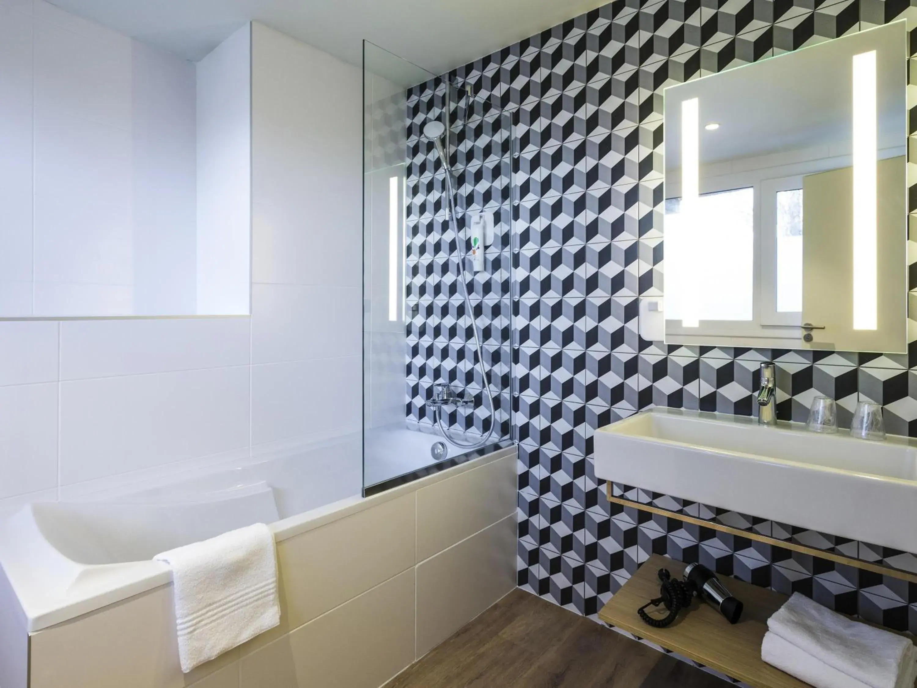 Bedroom in ibis Styles Bordeaux Sud Bedroom in ibis Styles Bordeaux Sud