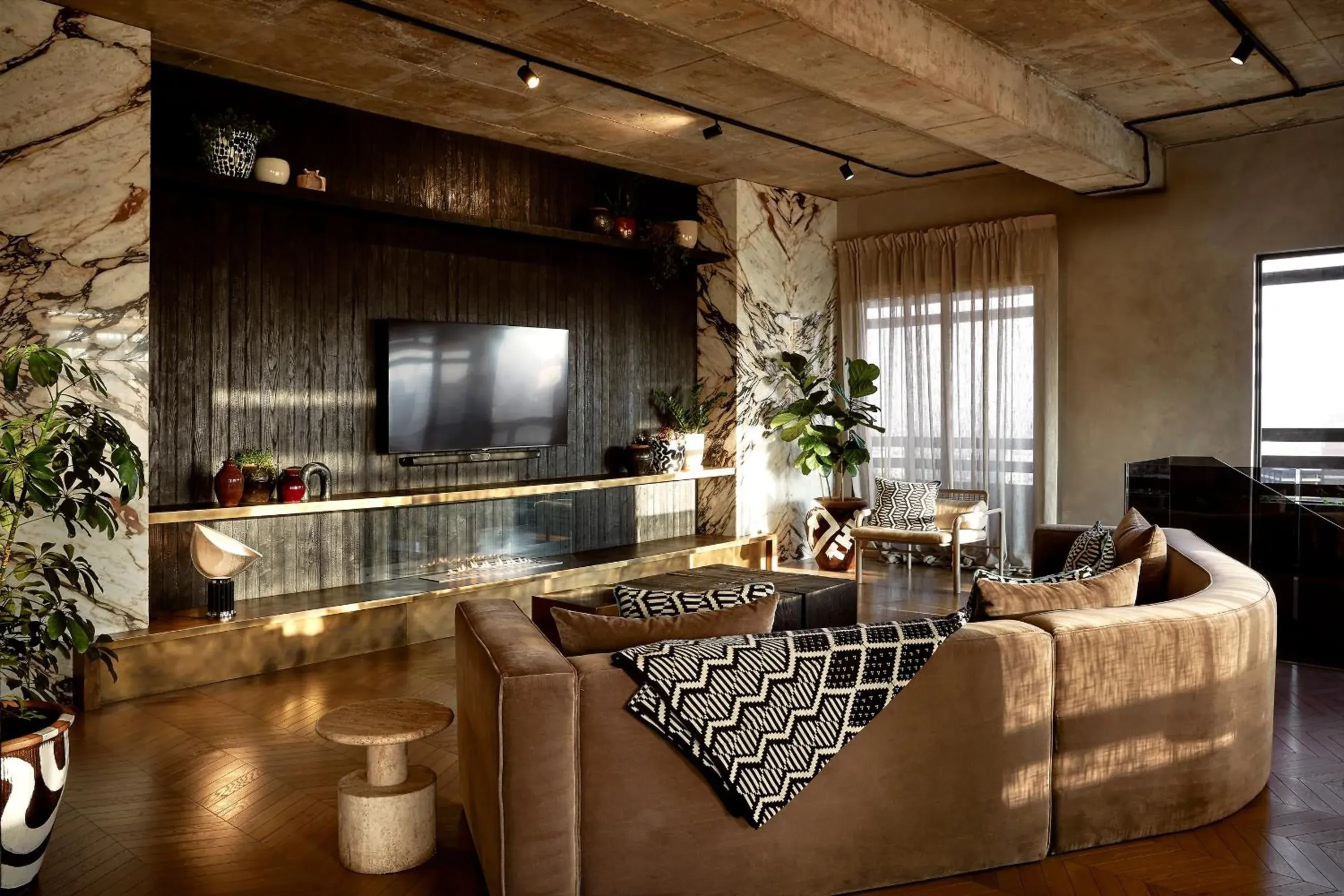 Living room in Hallmark House Living room in Hallmark House