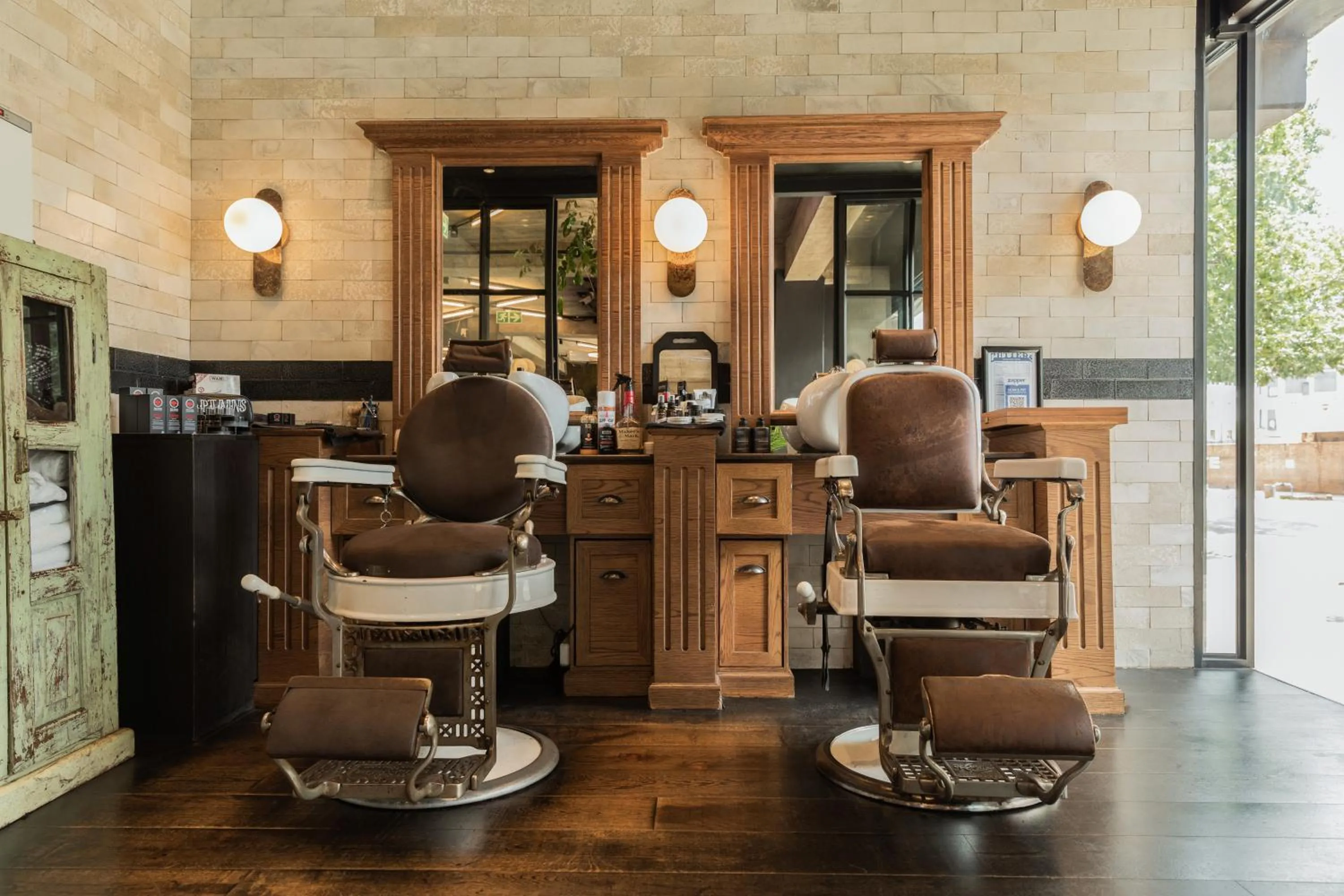 hair dryier in Hallmark House