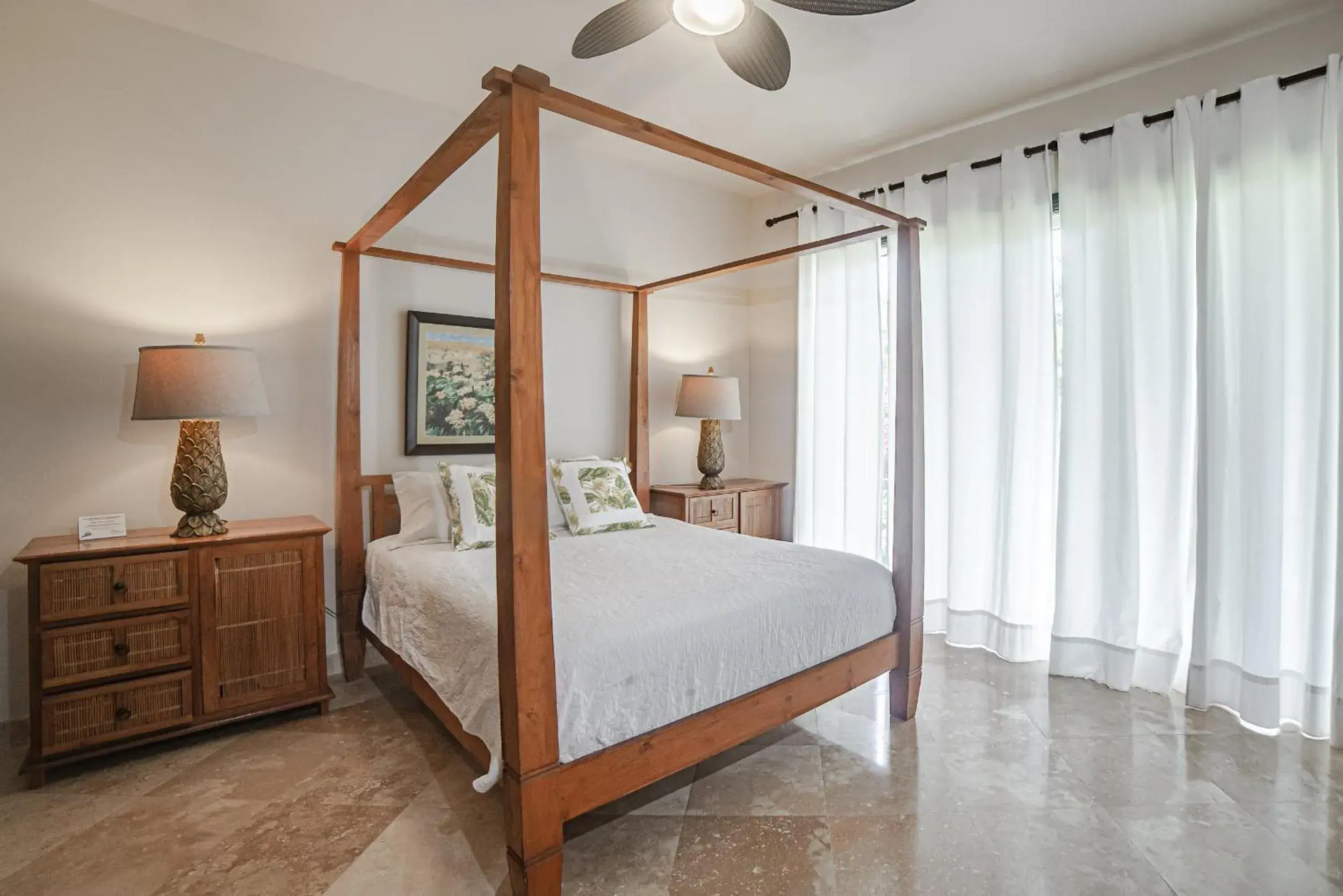 Bed in Red Frog Beach Island Resort Bed in Red Frog Beach Island Resort