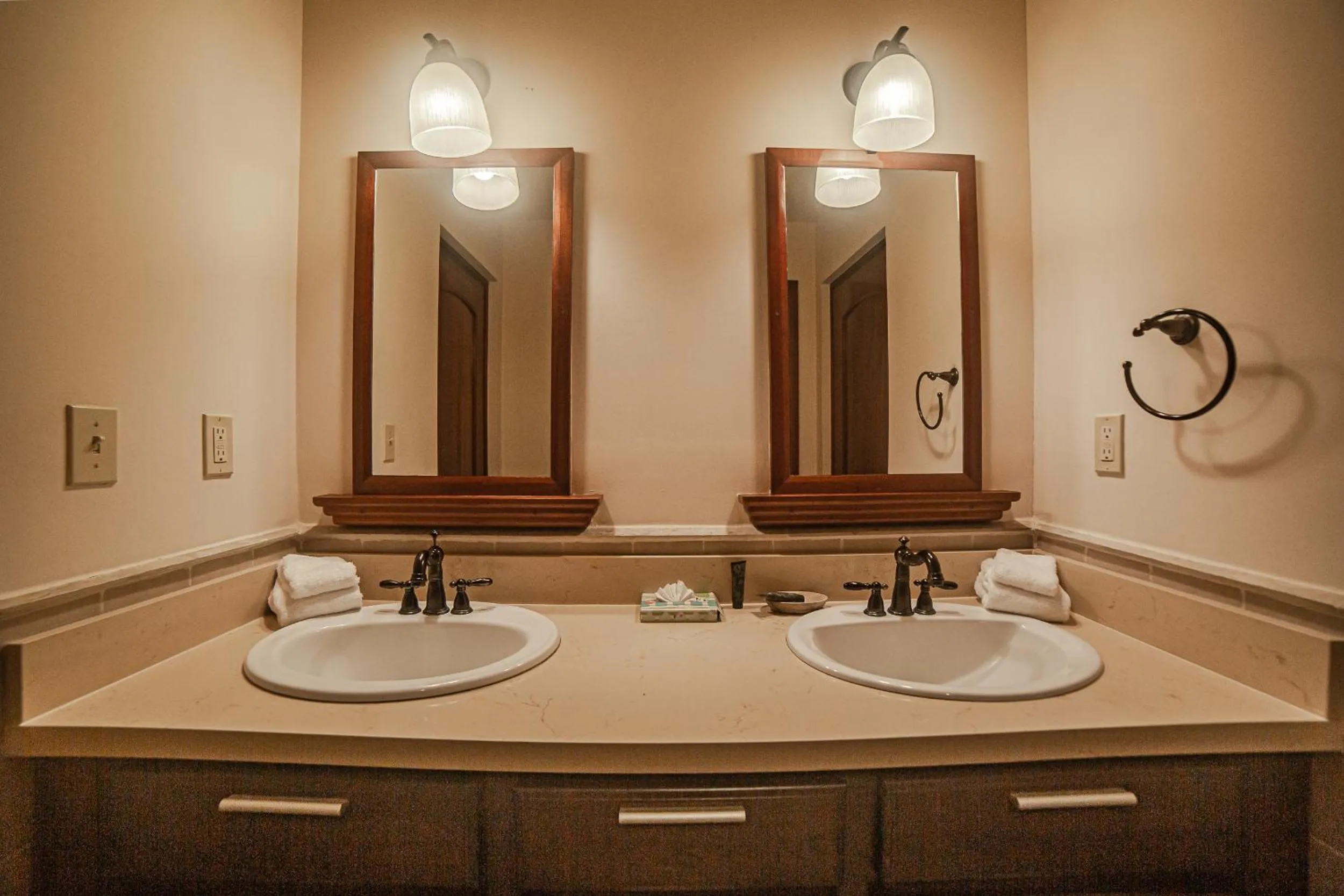 Red Frog Beach Island Resort