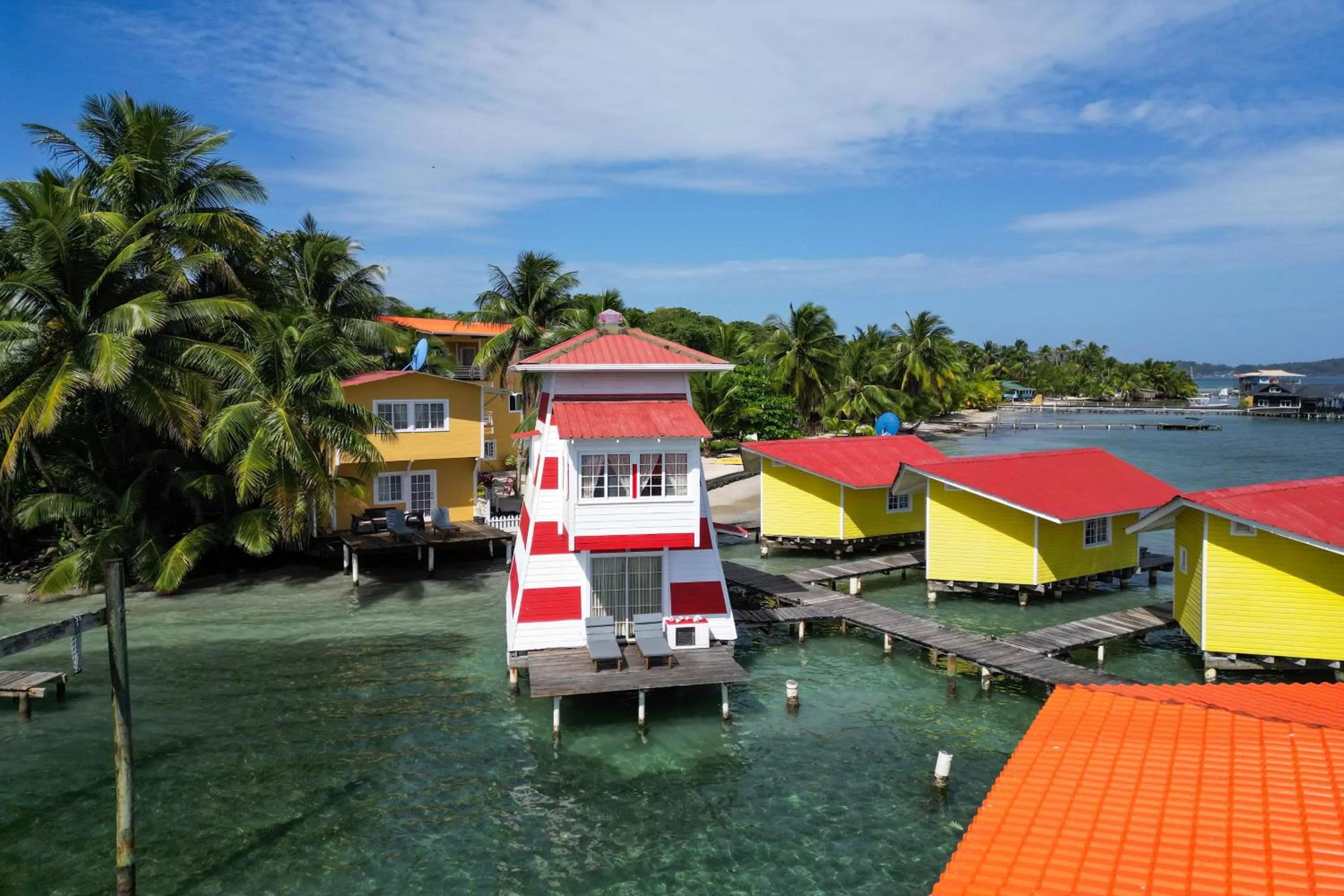 Property building in Faro del Colibri