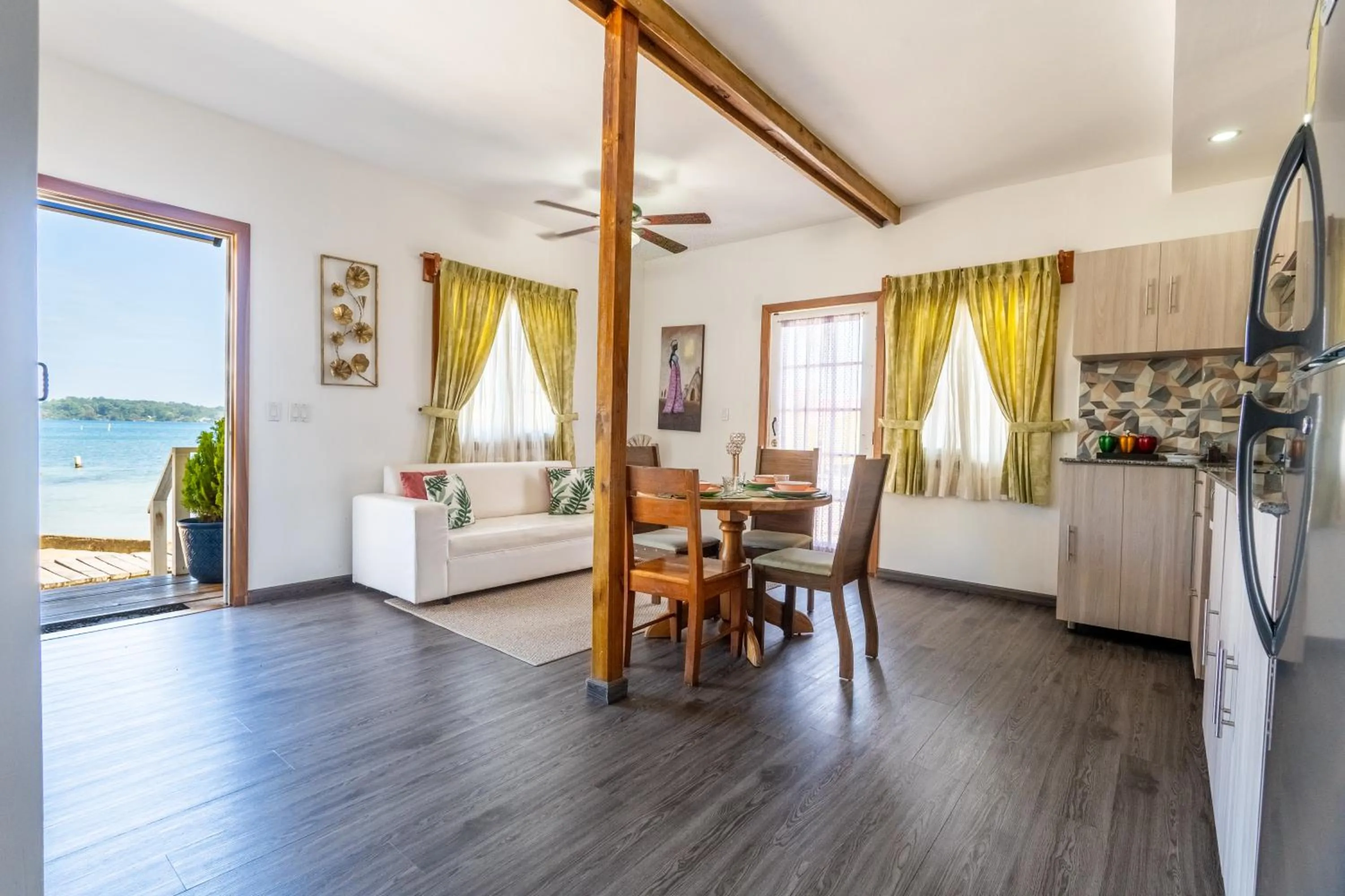 Living room in Faro del Colibri