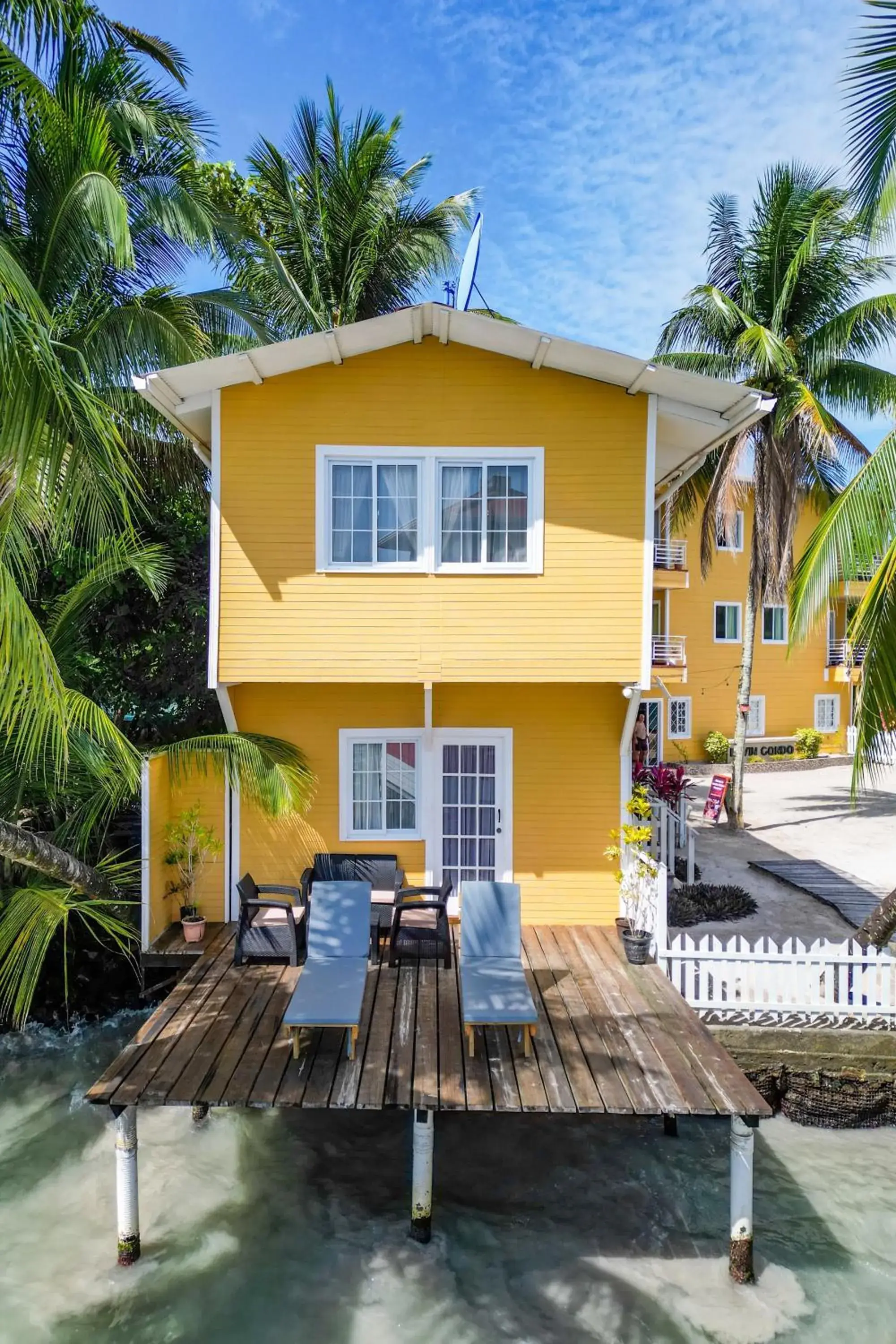 Deluxe Family Room in Faro del Colibri Deluxe Family Room in Faro del Colibri