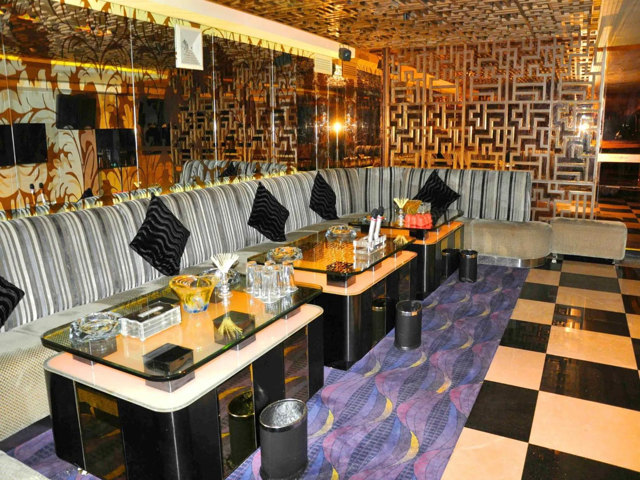 Entertainment in Grand View Hotel Tianjin