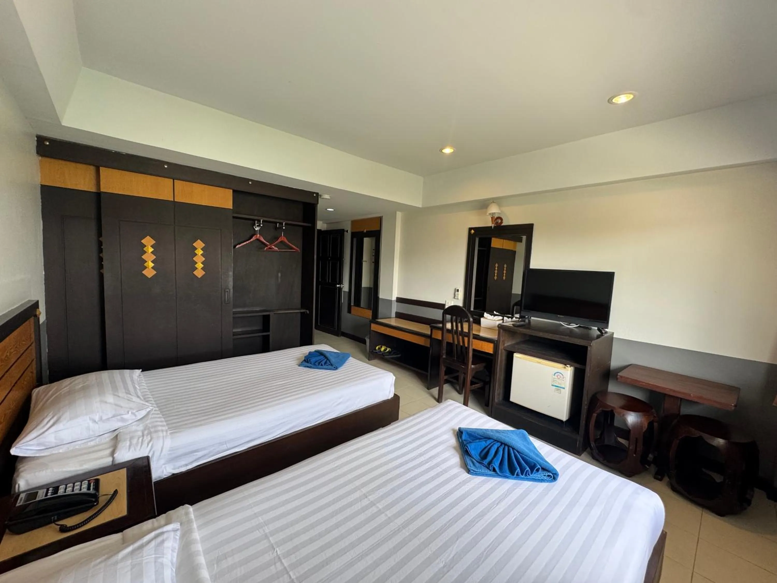Photo of the whole room, Bed in Ariya inn Chiangrai
