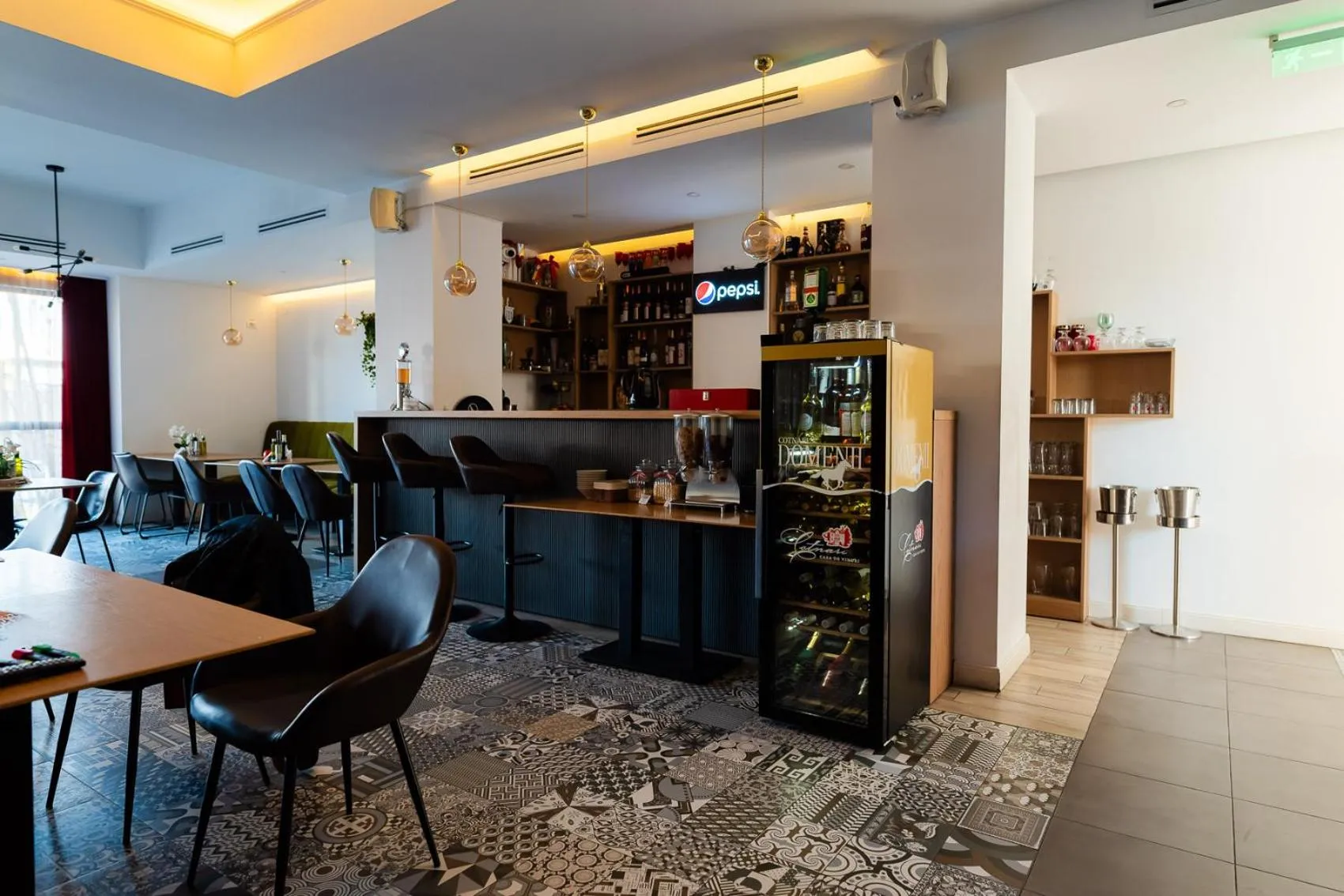 Lounge or bar in Hotel Avenue - Avenue Hotels