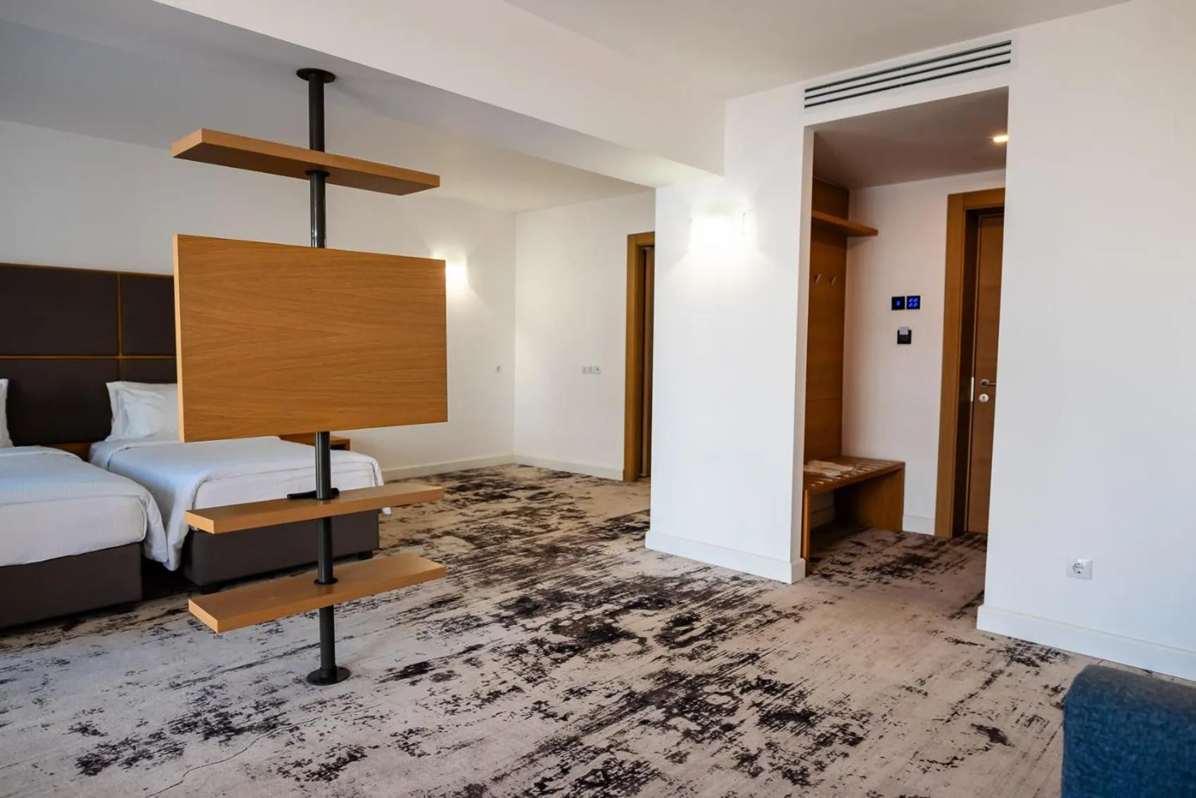 Bed in Hotel Avenue - Avenue Hotels