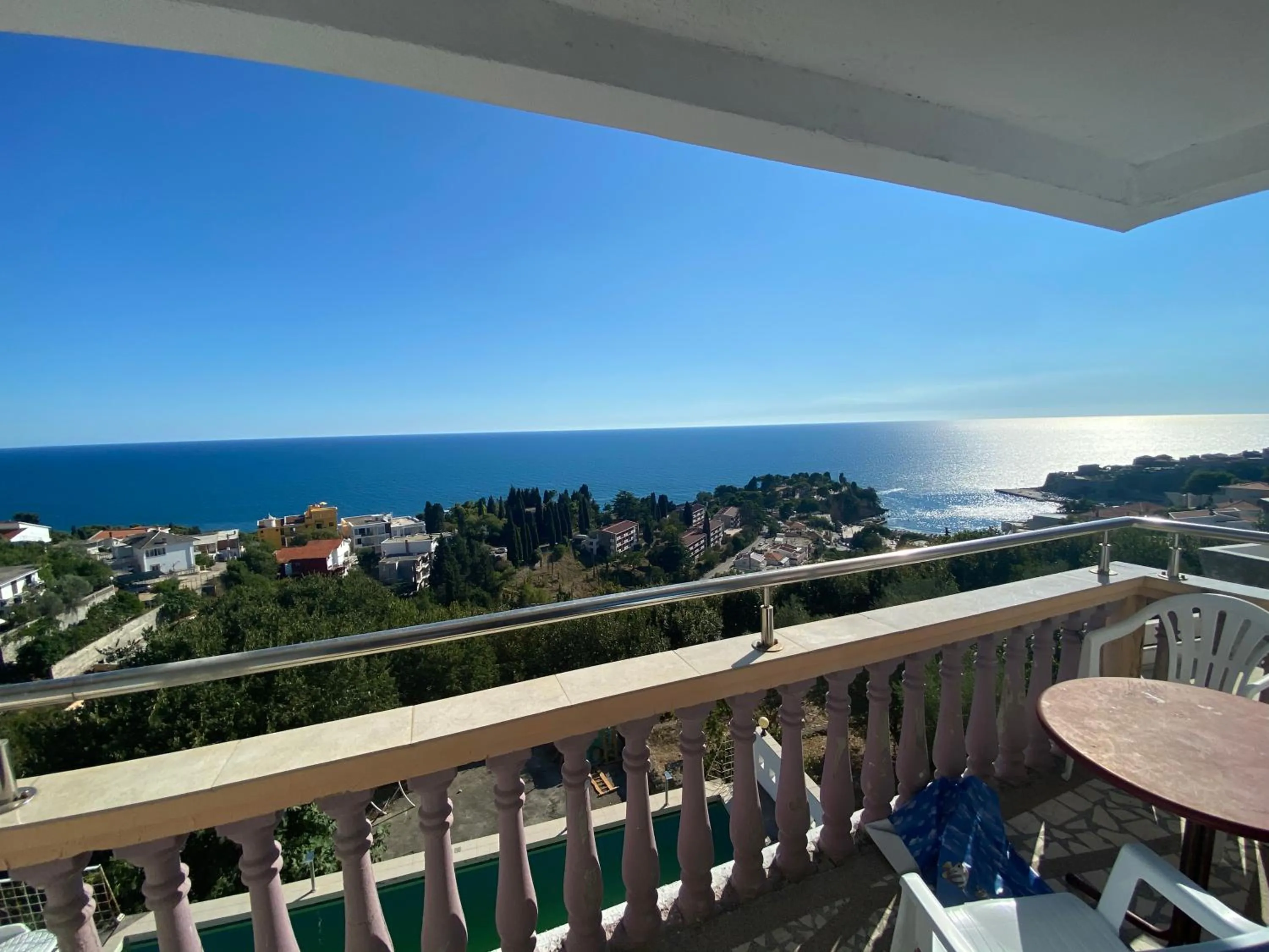 Triple Room with Pool View in Apartments Monte