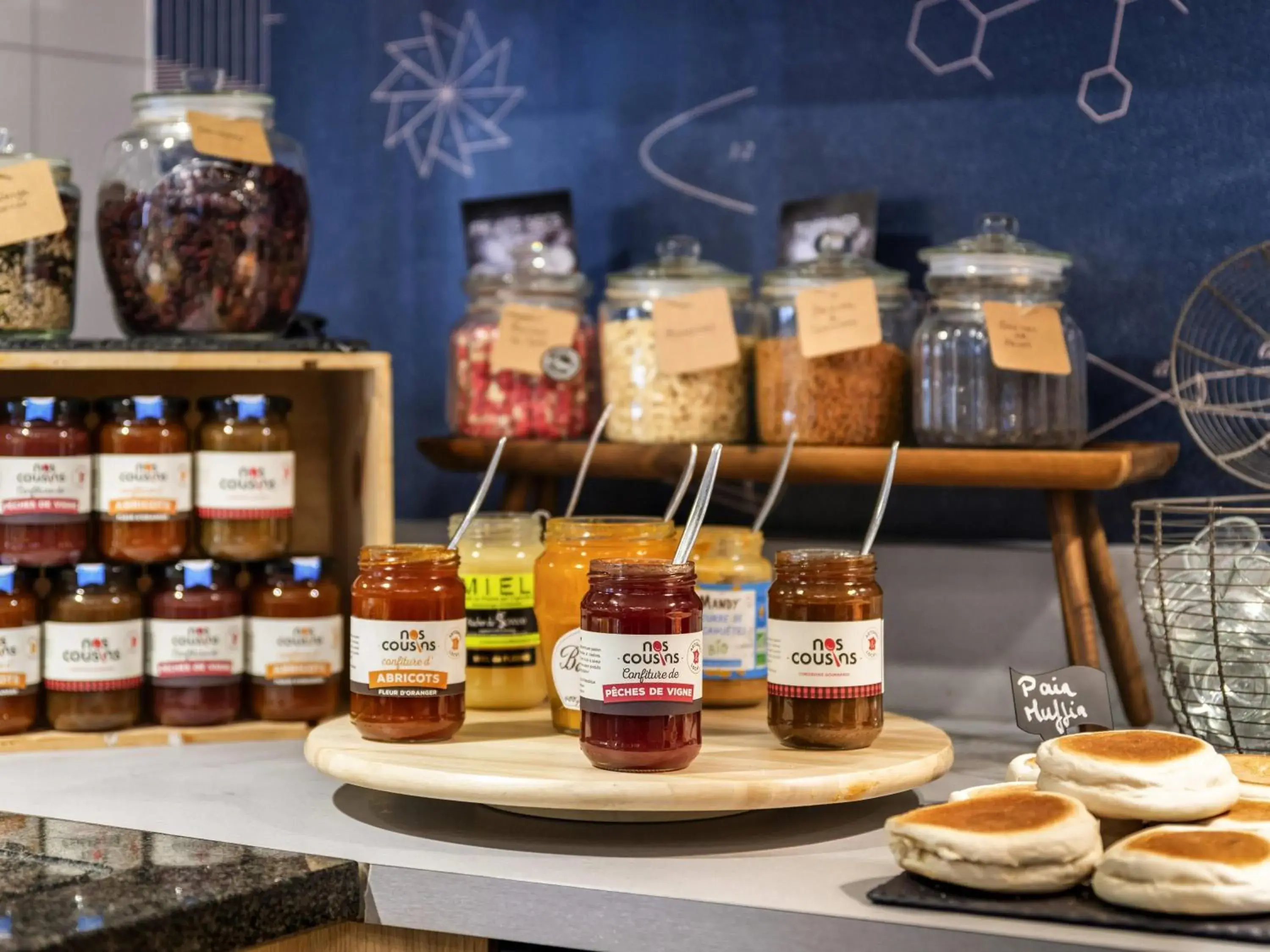 Breakfast in Hôtel Mercure Lyon Centre Lumière Breakfast in Hôtel Mercure Lyon Centre Lumière