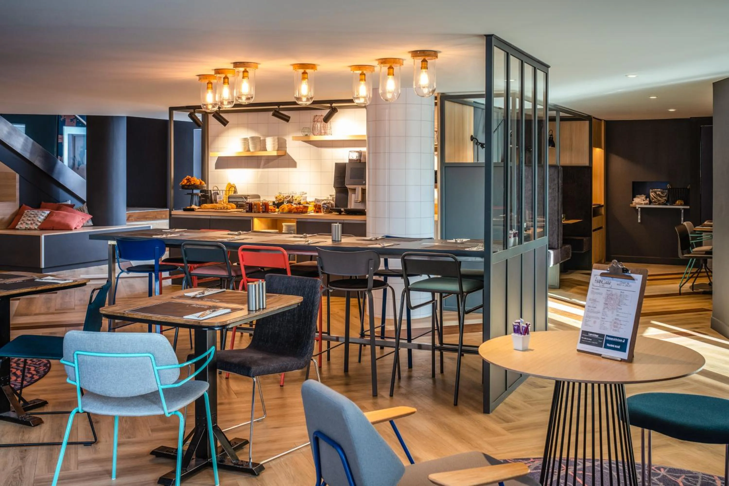 Restaurant/places to eat in Hôtel Mercure Lyon Centre Lumière