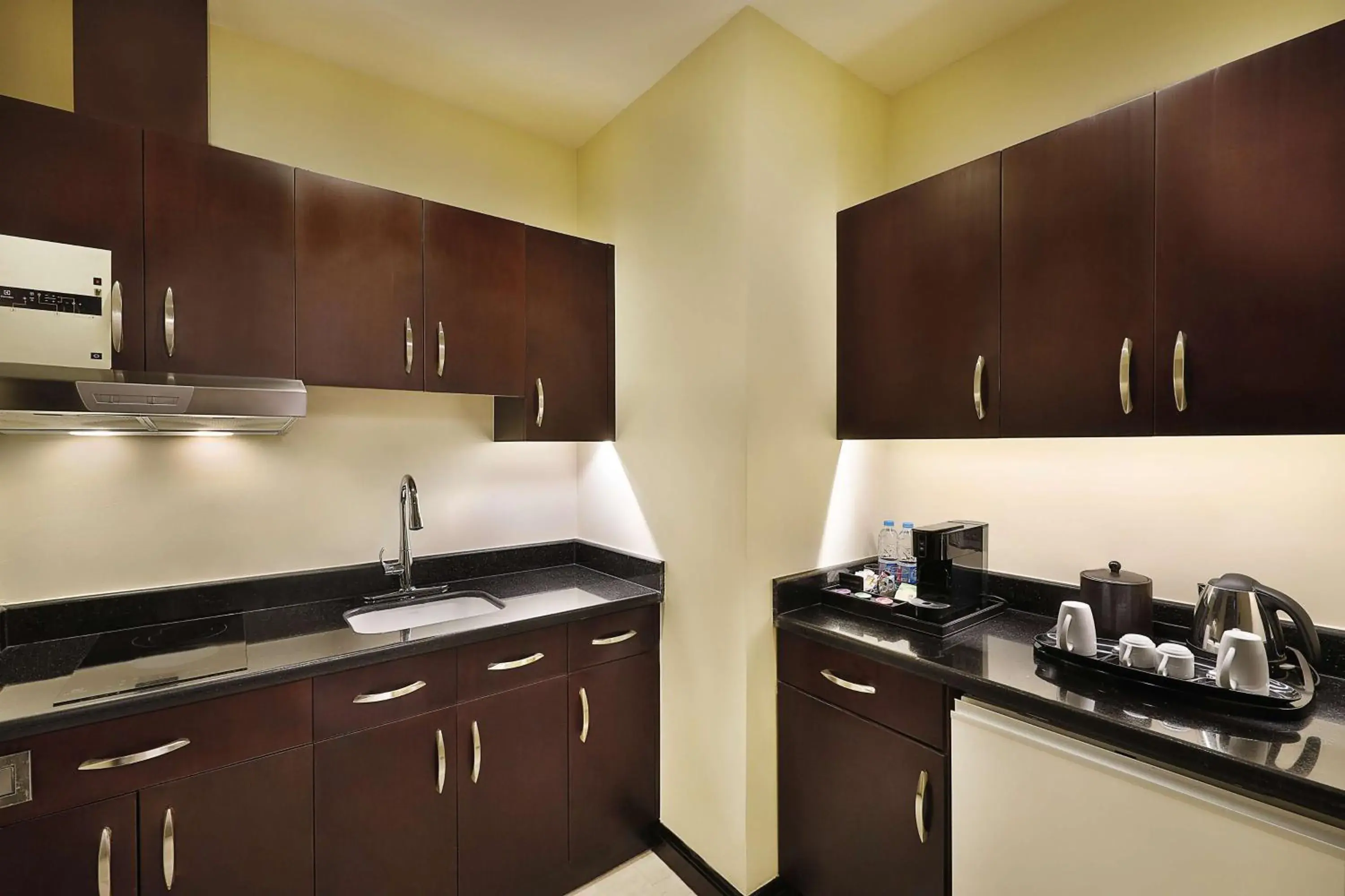 Two-Bedroom Family Suite with Partial Kaaba View in Hilton Suites Jabal Omar Makkah Two-Bedroom Family Suite with Partial Kaaba View in Hilton Suites Jabal Omar Makkah