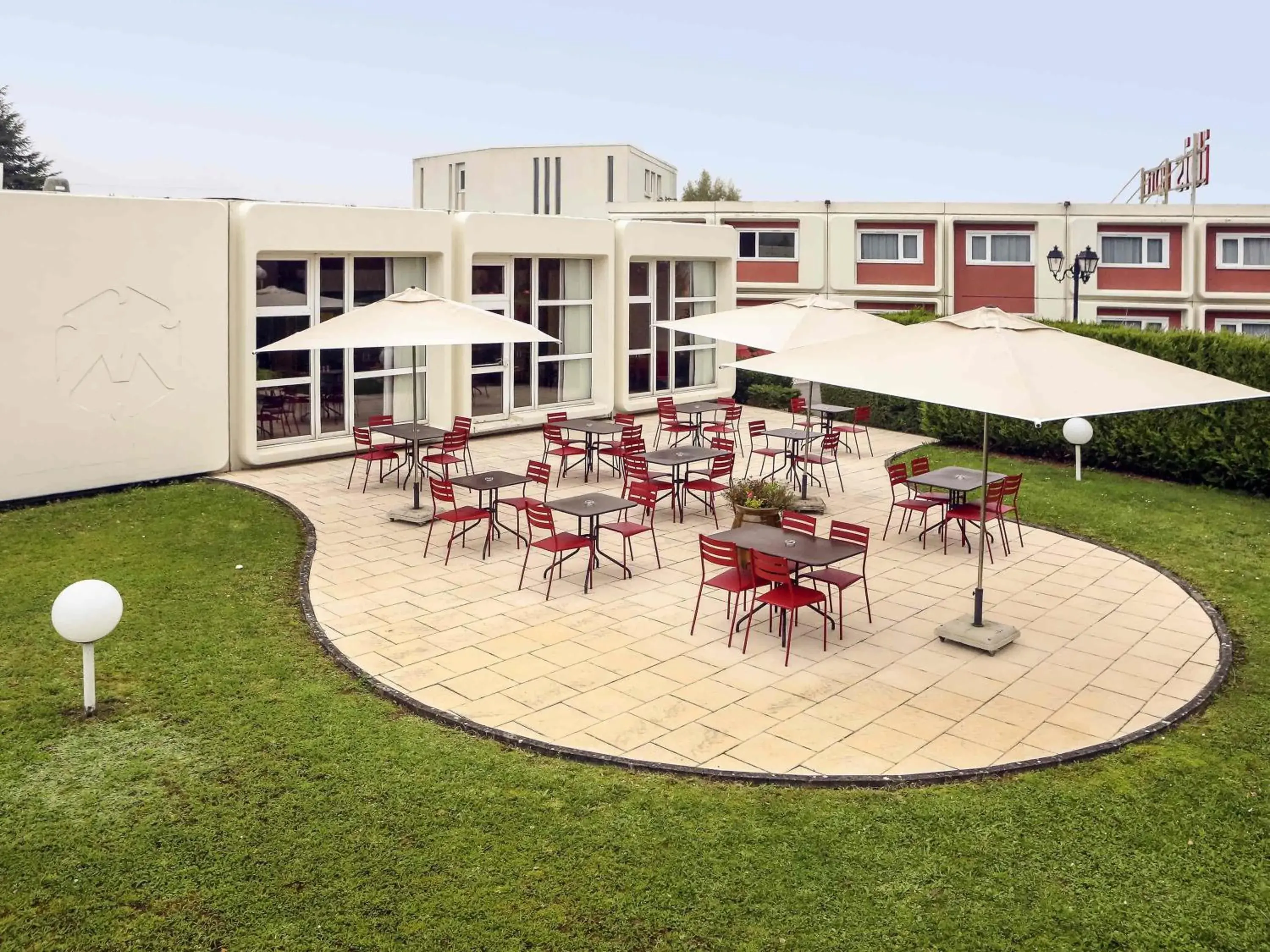 Restaurant/places to eat in ibis Charleville Mézières Restaurant/places to eat in ibis Charleville Mézières