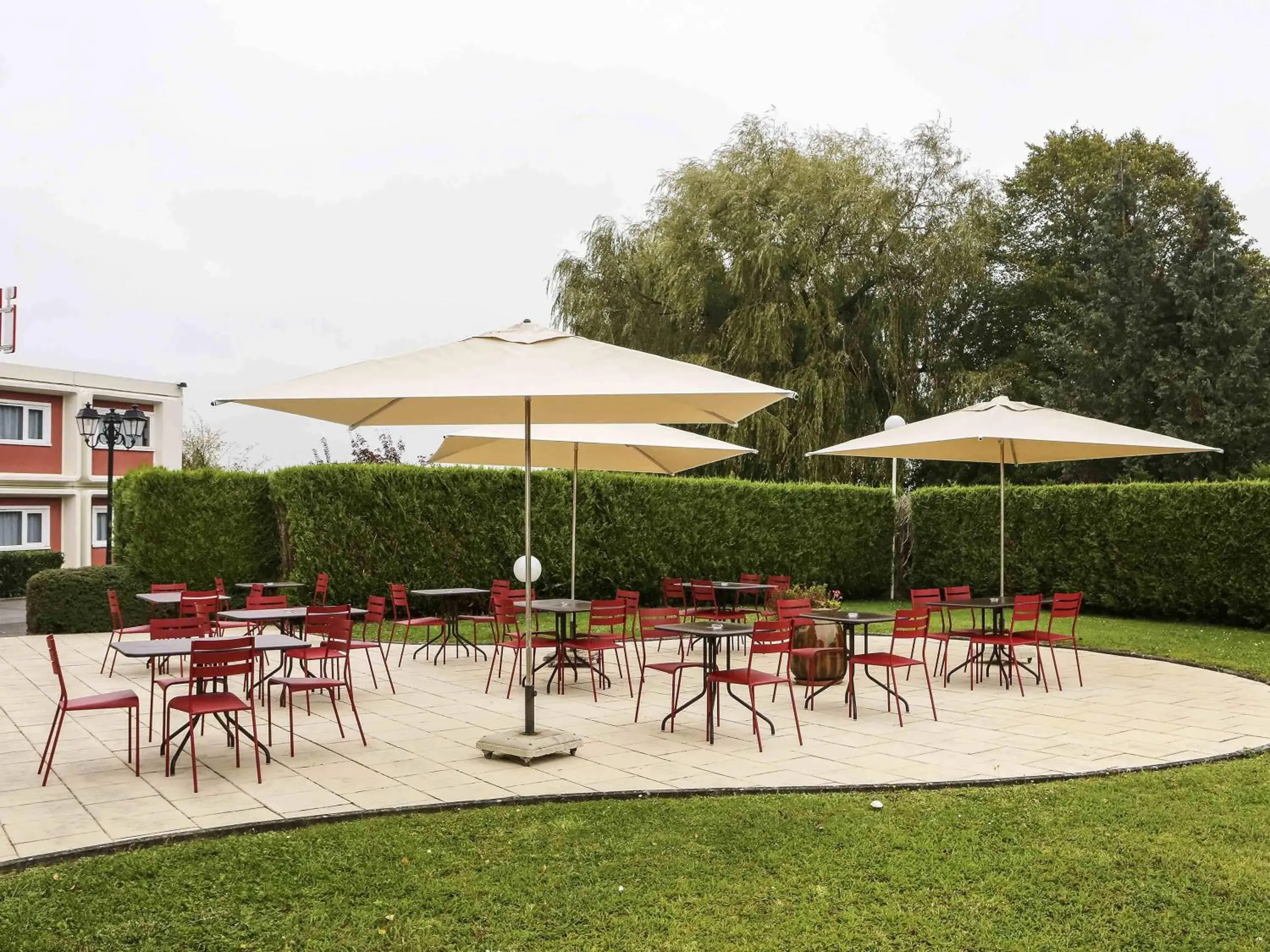 Restaurant/places to eat in ibis Charleville Mézières Restaurant/places to eat in ibis Charleville Mézières