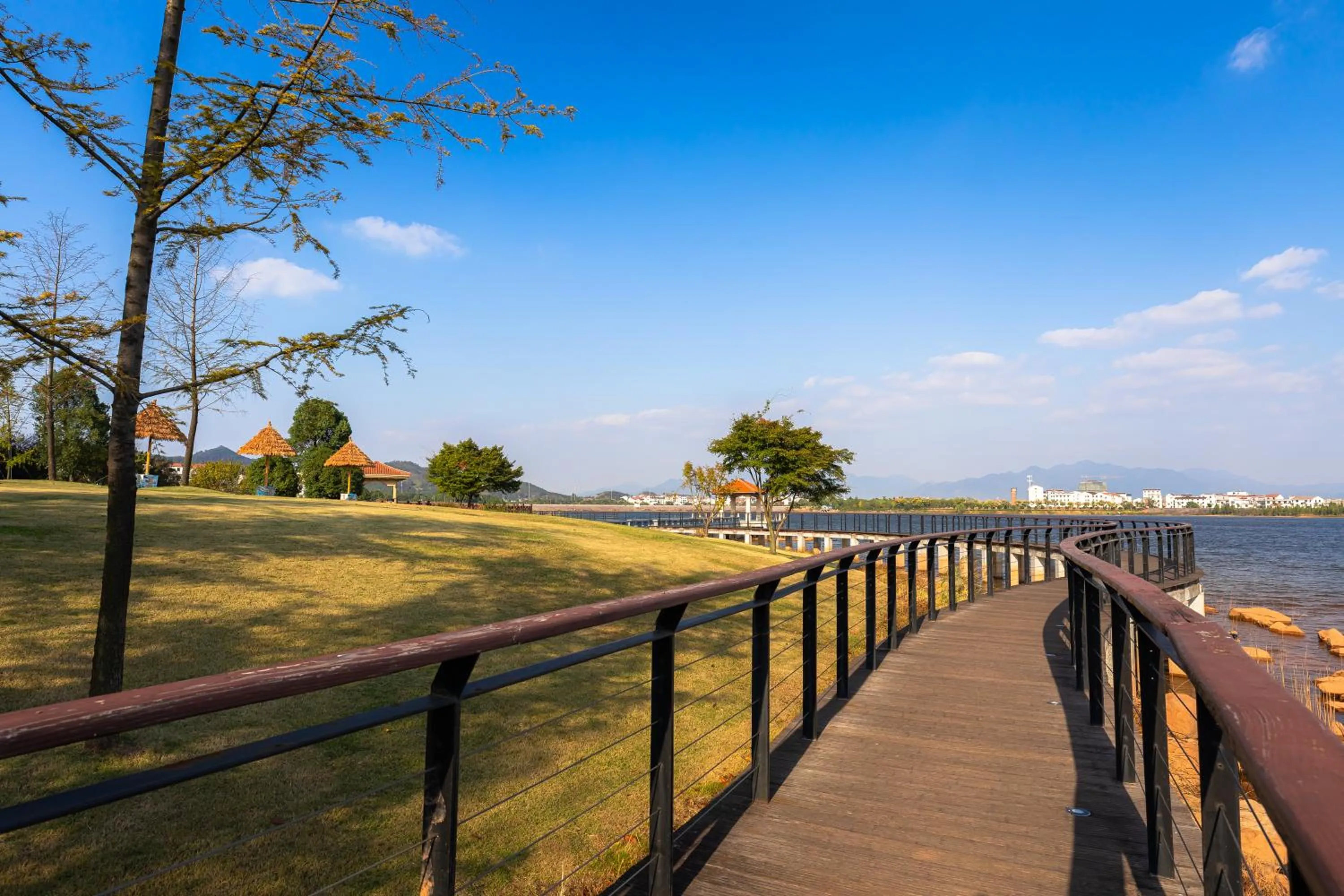 Property building in Your World International Conference Centre Hotel