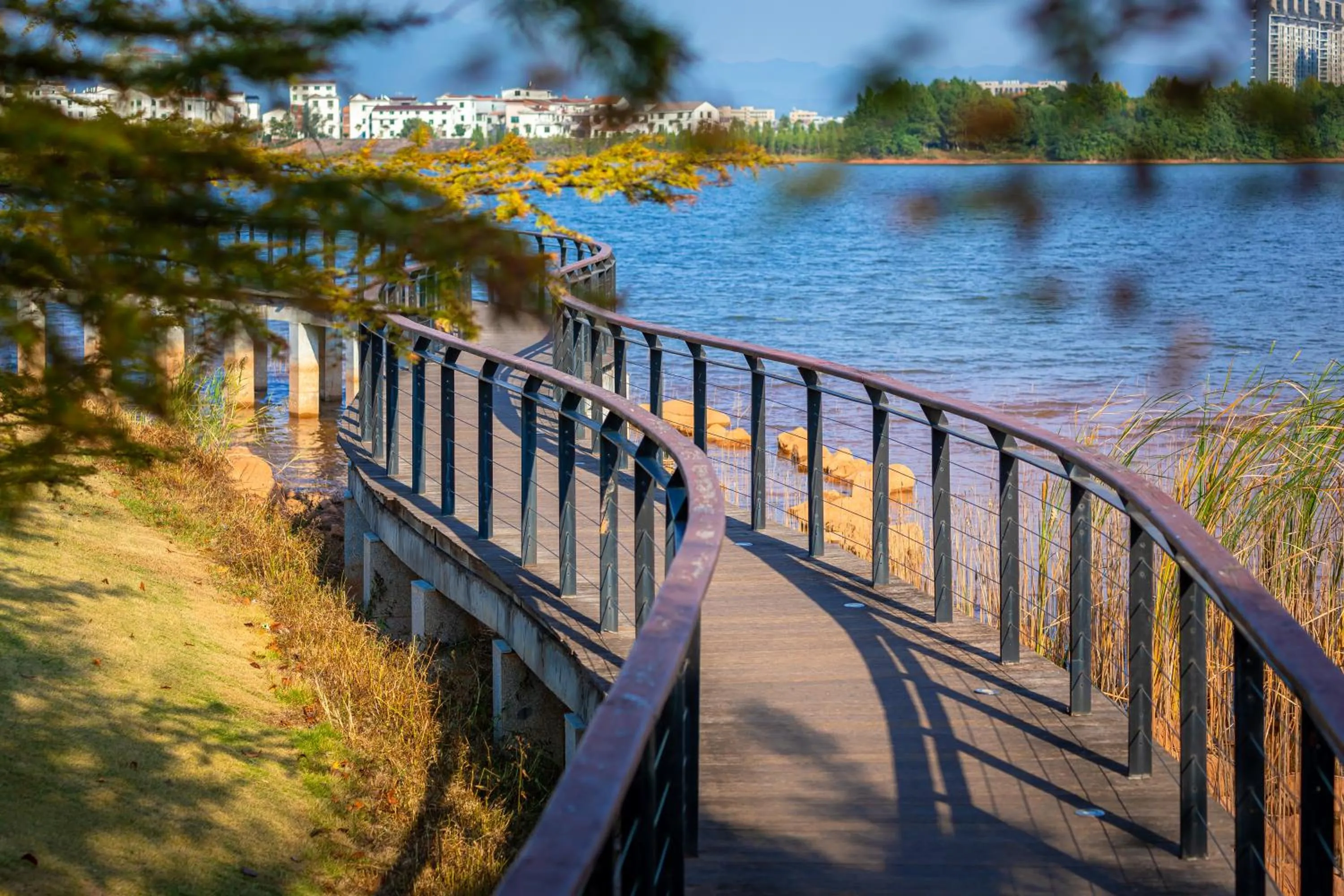 Inner courtyard view in Your World International Conference Centre Hotel
