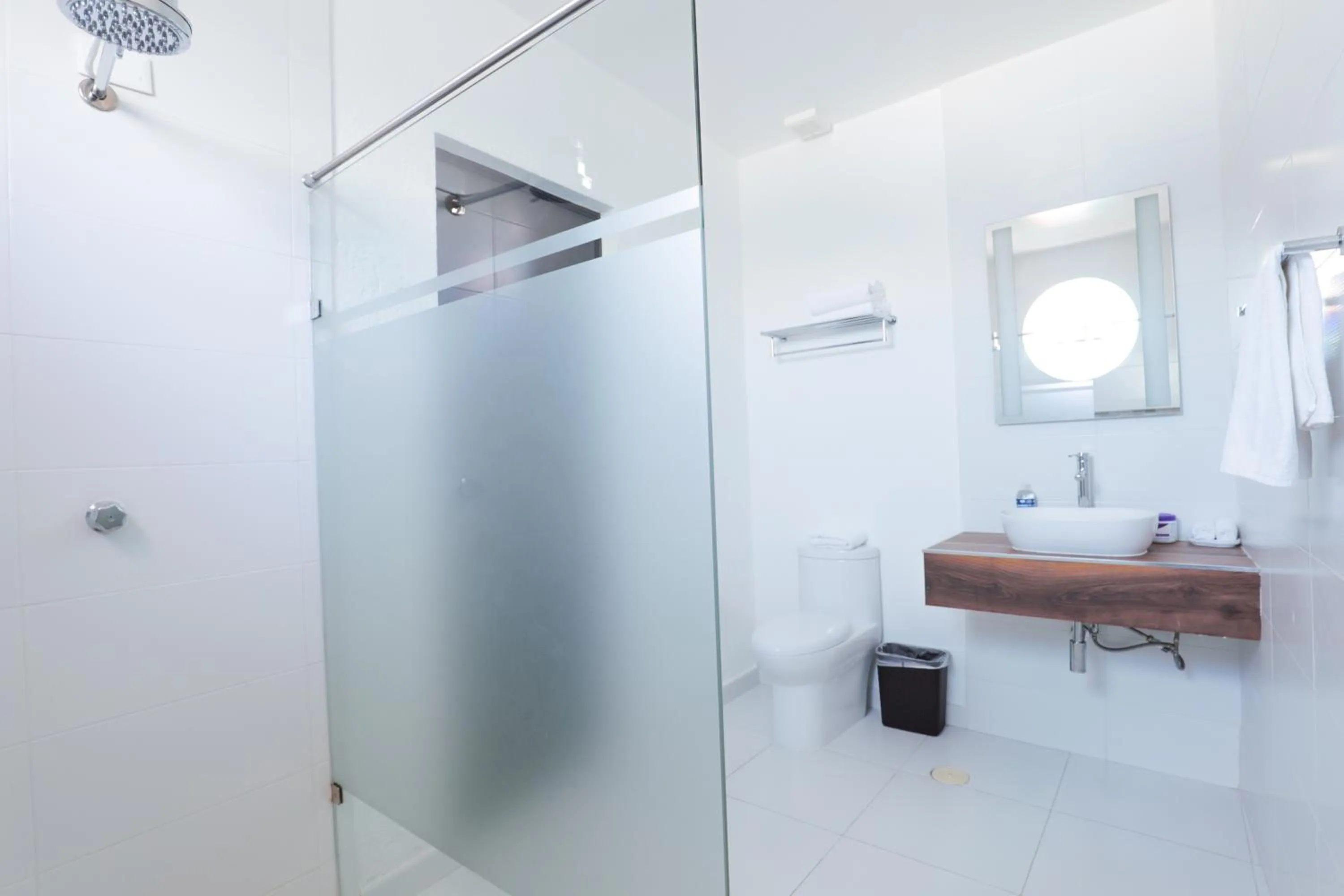 Bathroom in Hotel Dwana