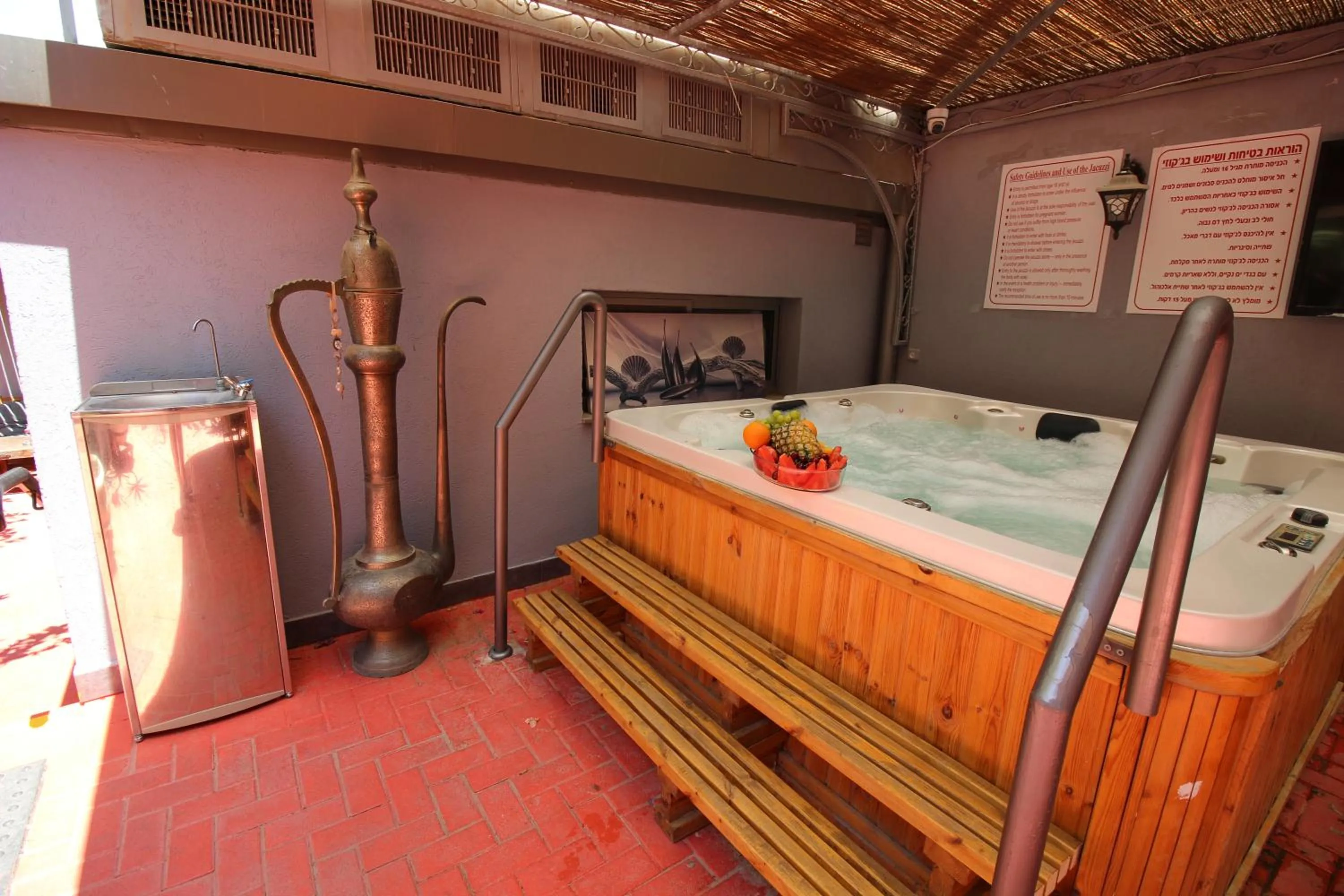 Property building in Sunset Inn