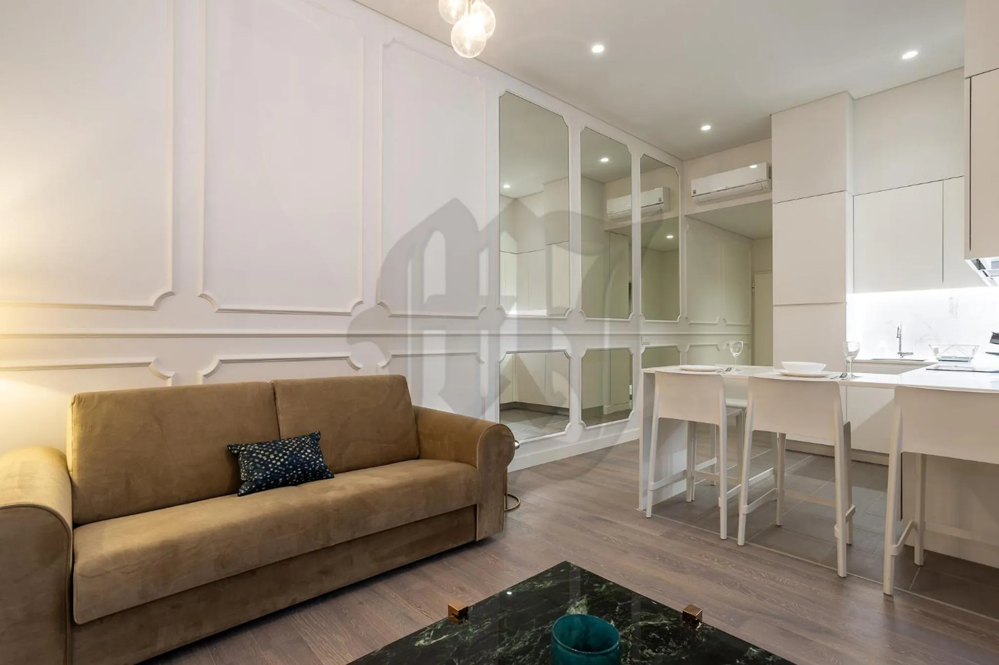 Kitchen or kitchenette in Morgan-Jupiter Apartments