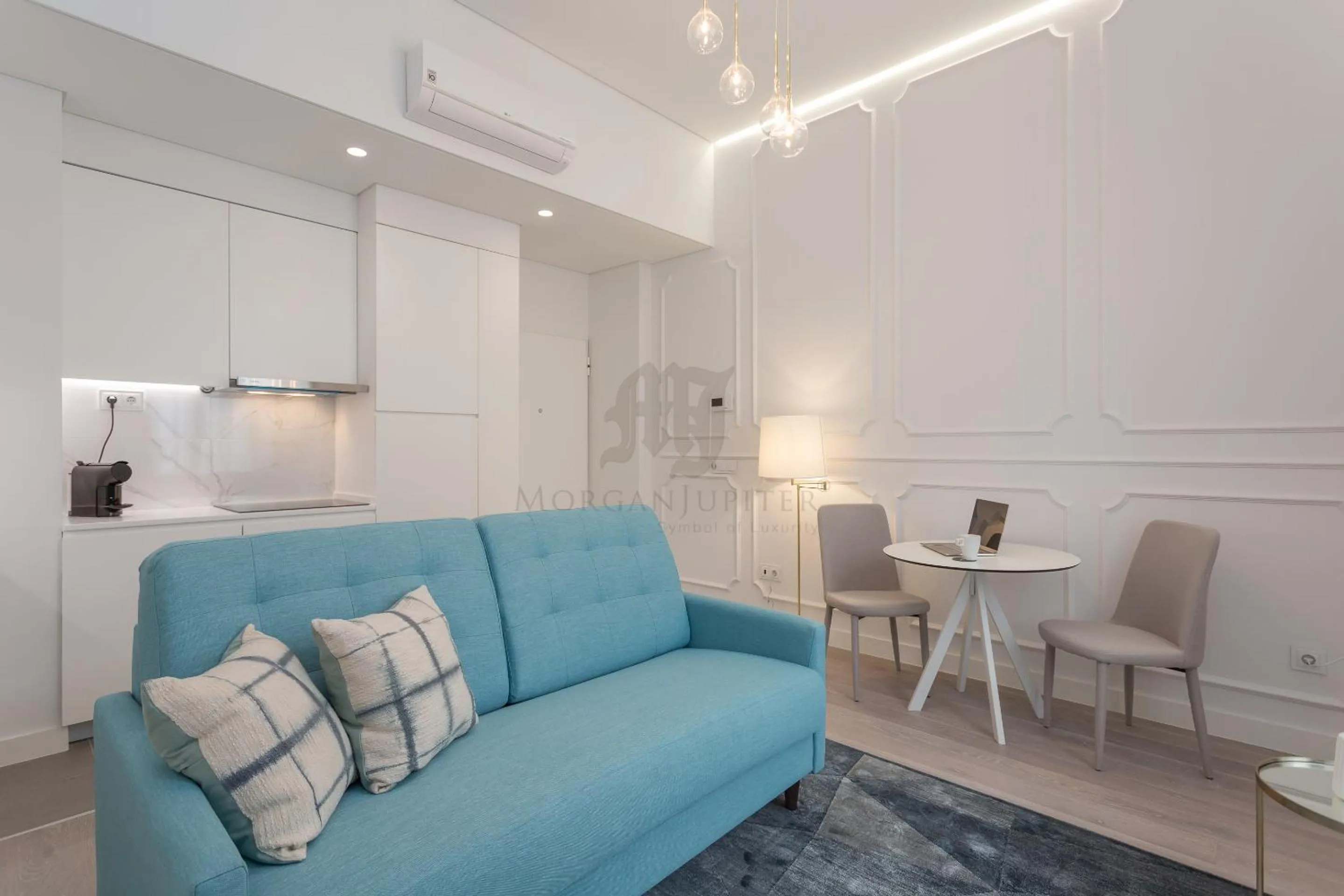 Kitchen or kitchenette in Morgan-Jupiter Apartments