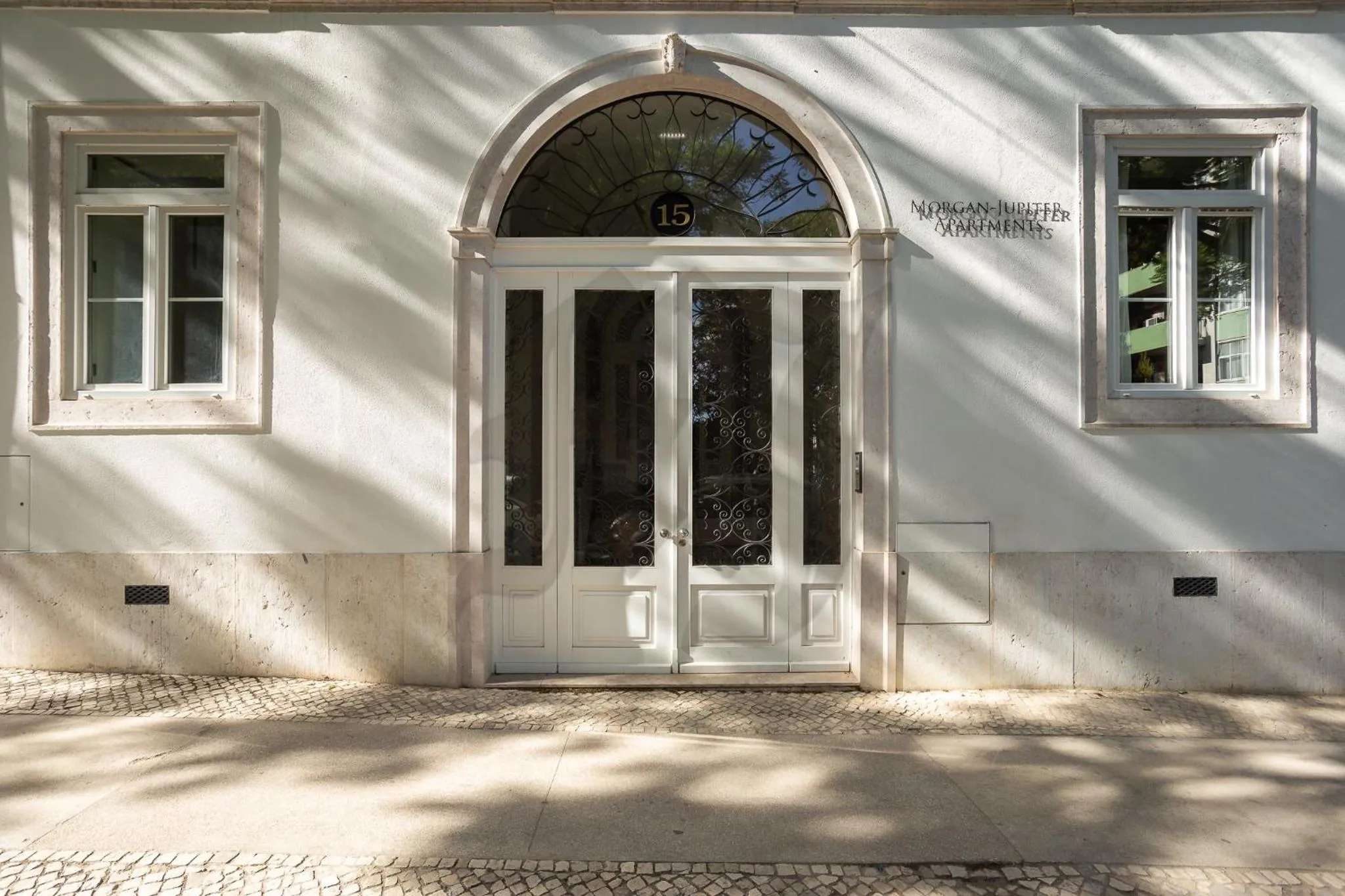 Property building in Morgan-Jupiter Apartments