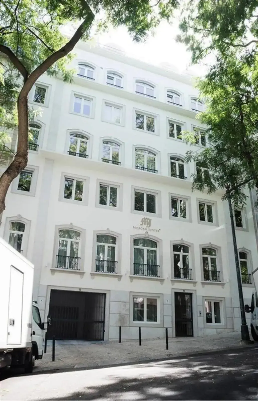 Property building in Morgan-Jupiter Apartments Property building in Morgan-Jupiter Apartments