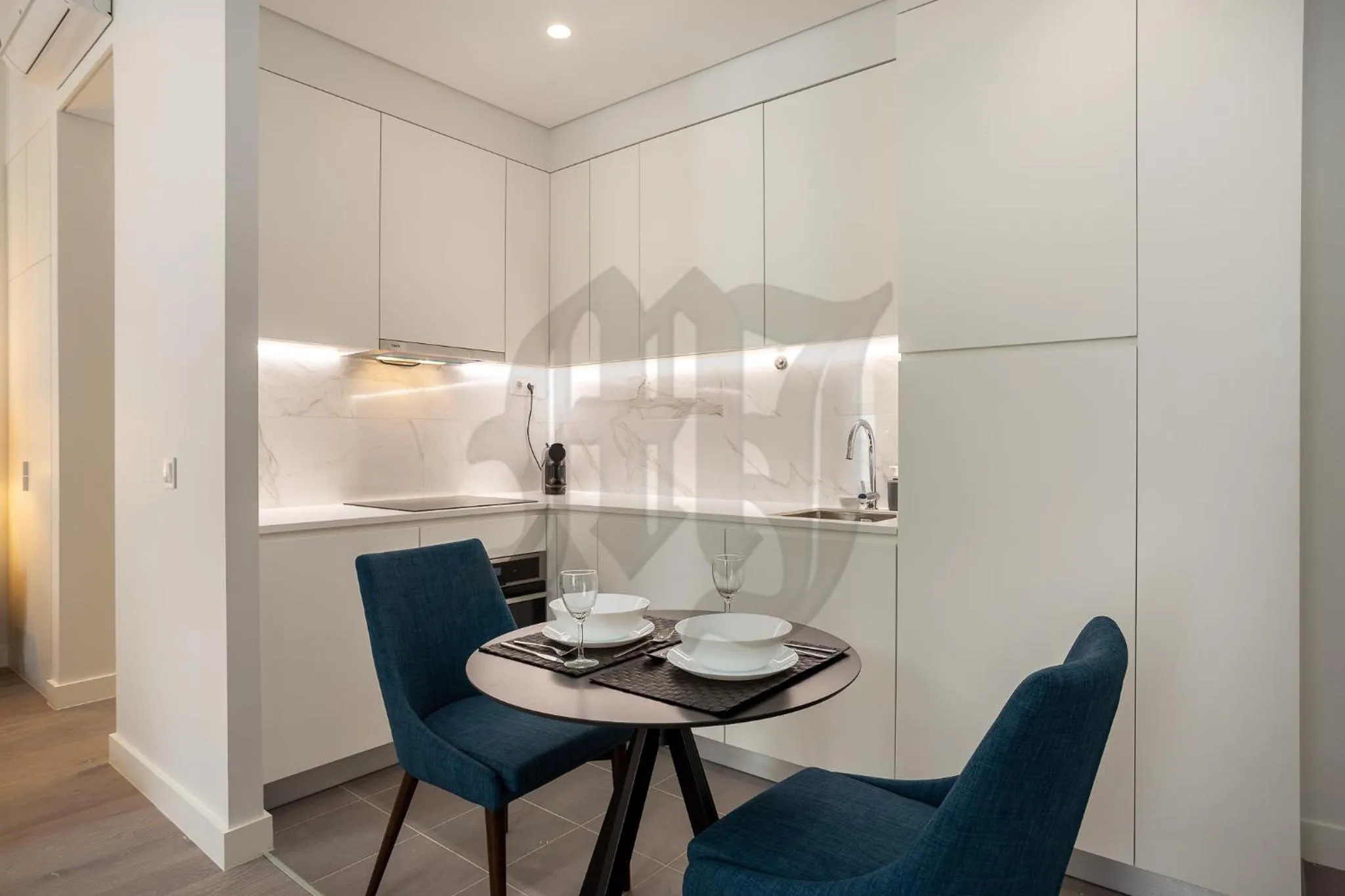 Kitchen or kitchenette in Morgan-Jupiter Apartments