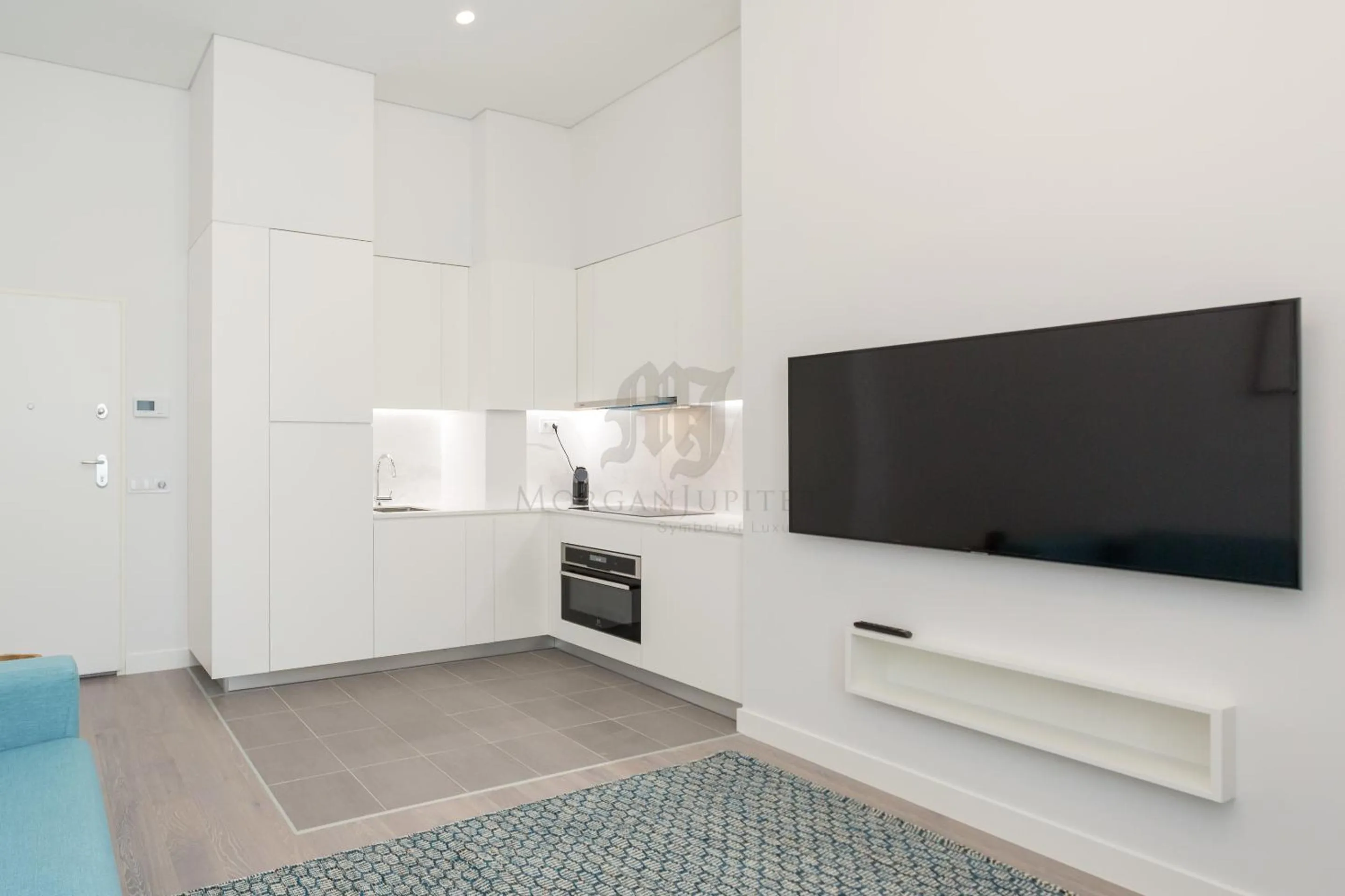 TV and multimedia in Morgan-Jupiter Apartments