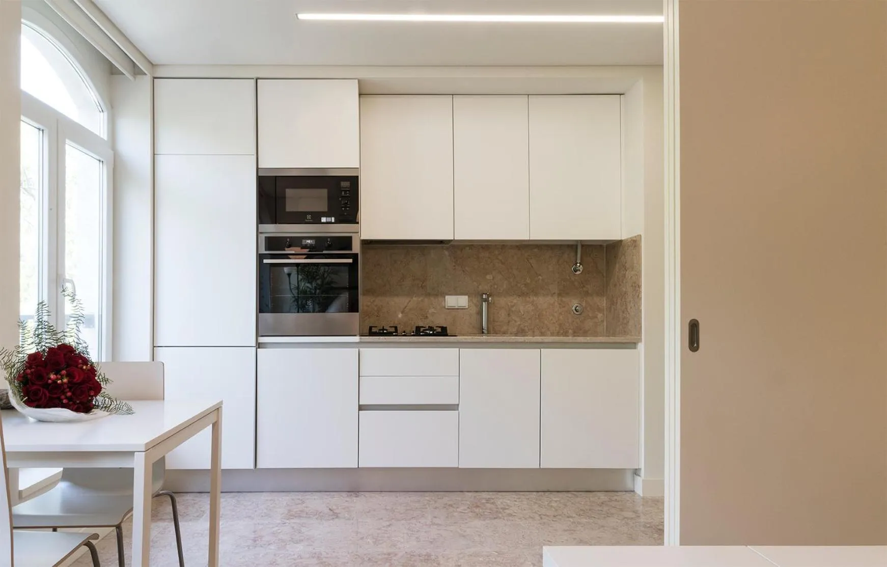 Kitchen or kitchenette in Morgan-Jupiter Apartments