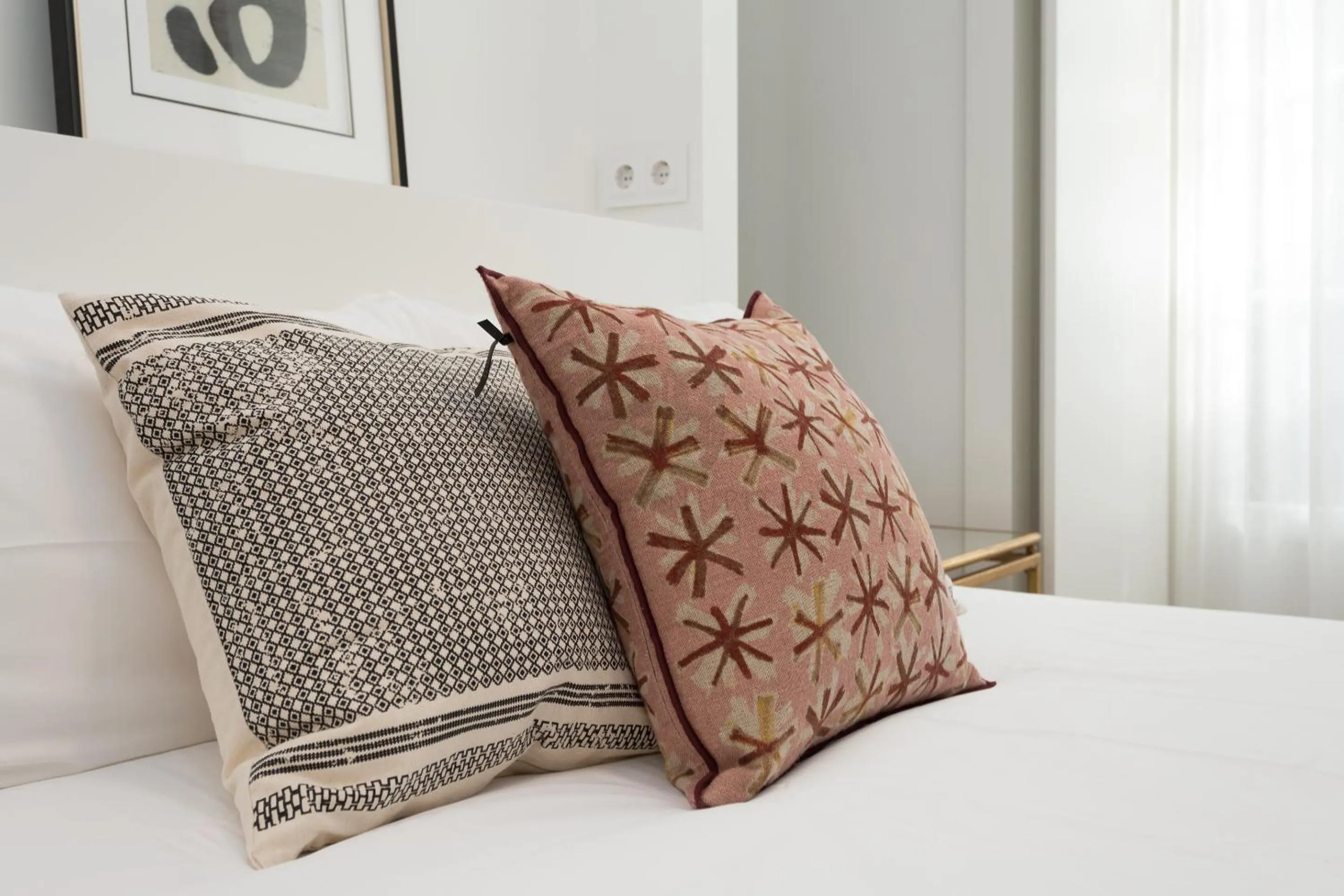 Bedroom, Bed in Morgan-Jupiter Apartments