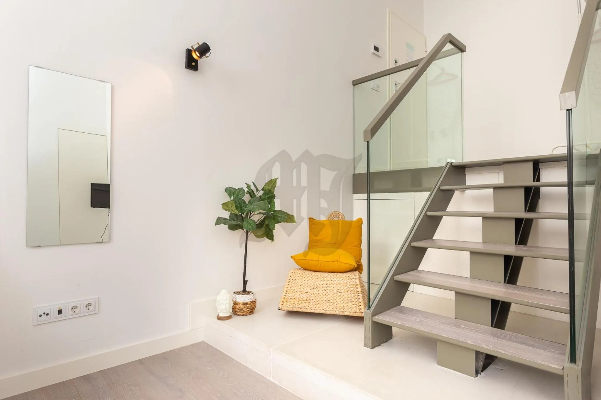 Decorative detail in Morgan-Jupiter Apartments