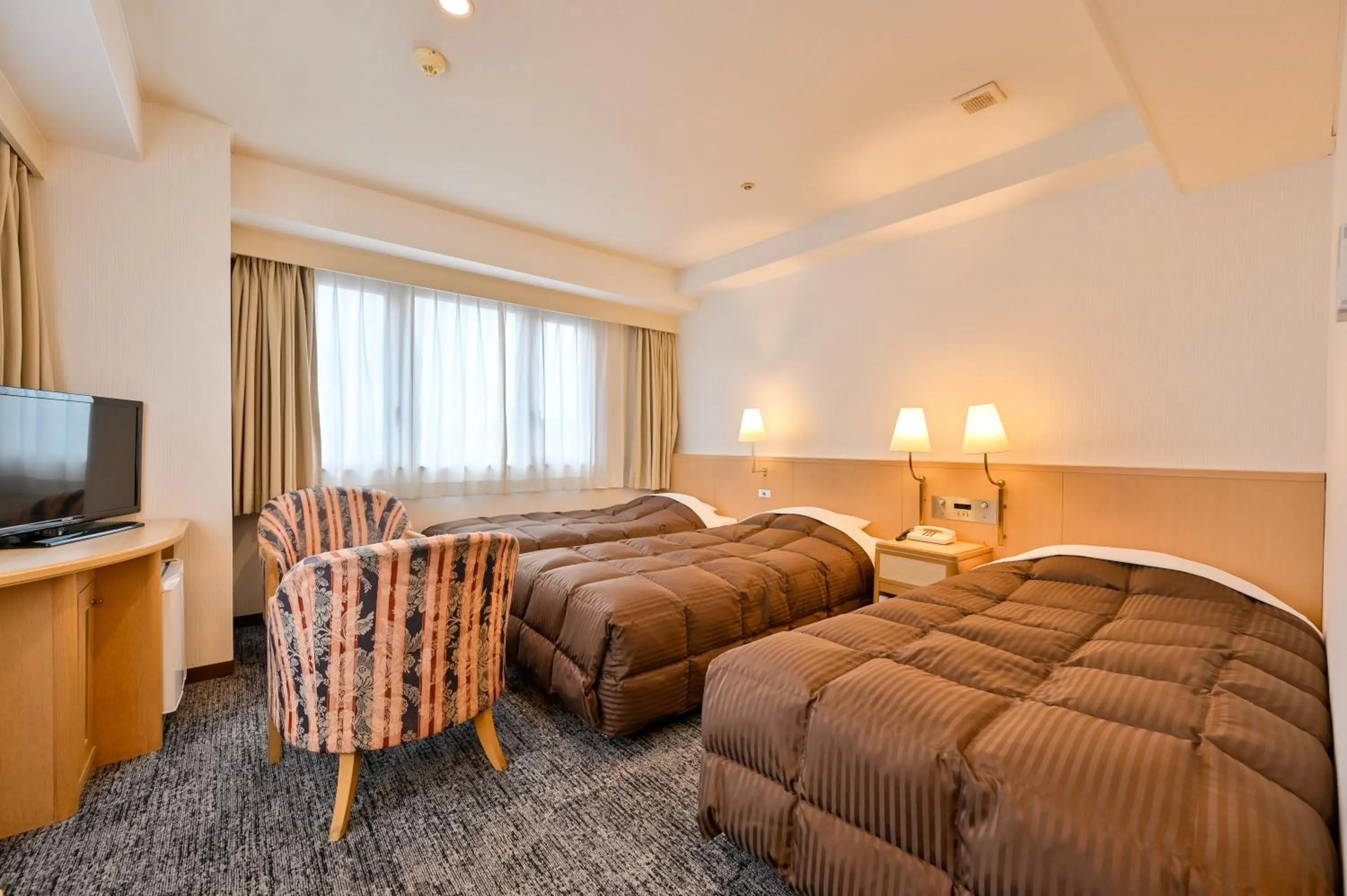 Photo of the whole room in Hotel Sun Valley Annex