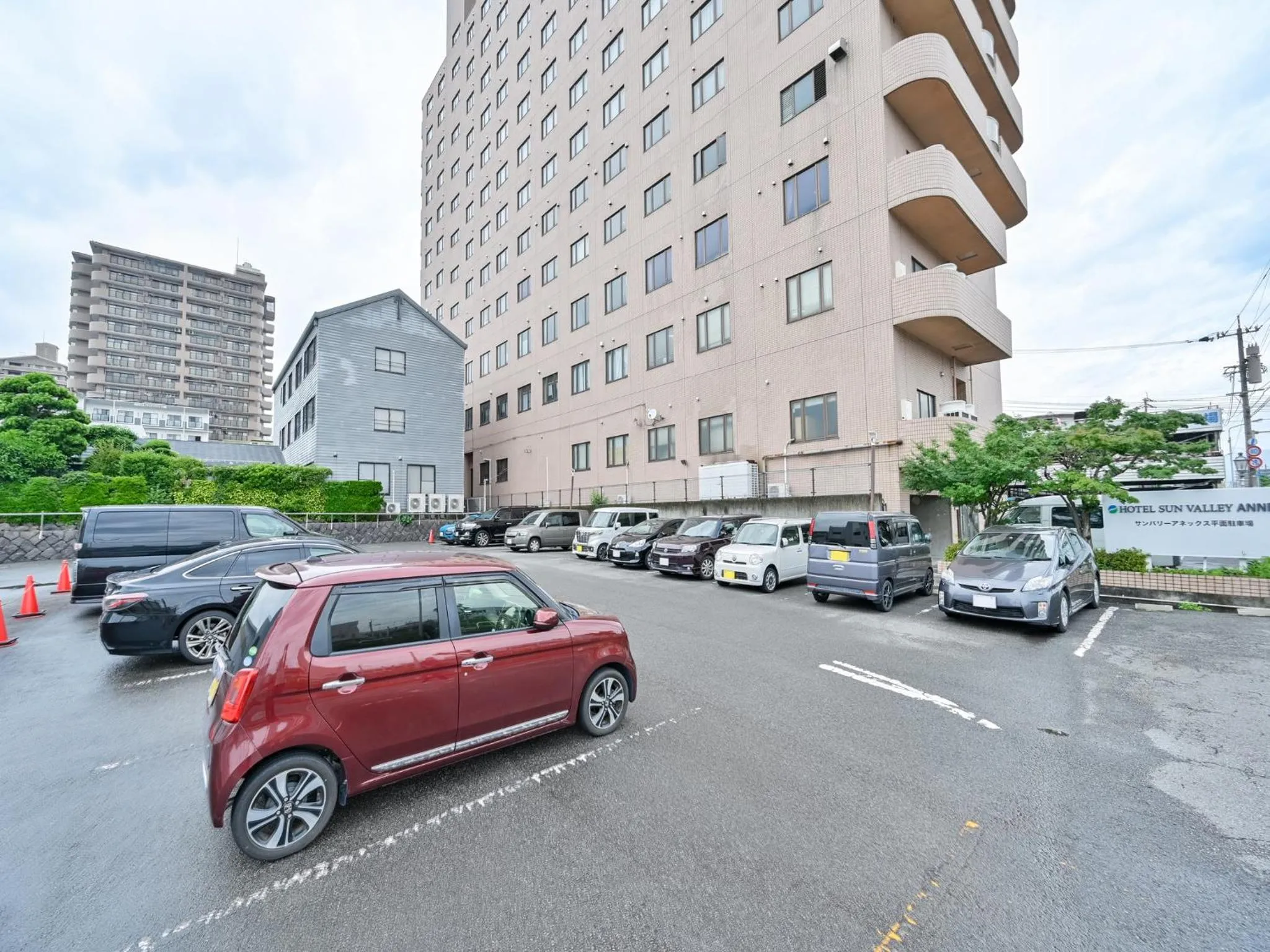 Parking in Hotel Sun Valley Annex