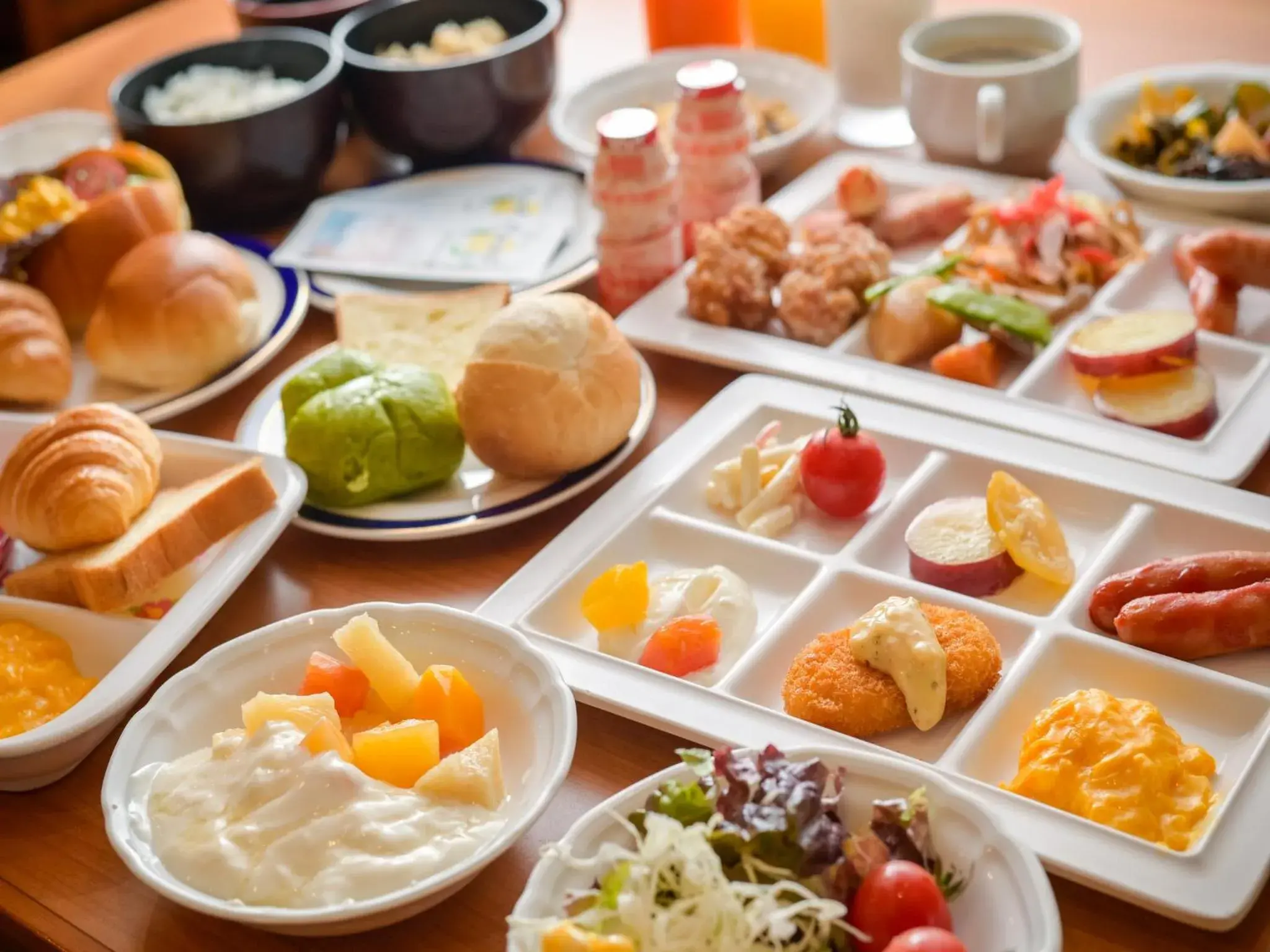 Breakfast in Hotel Sun Valley Annex Breakfast in Hotel Sun Valley Annex